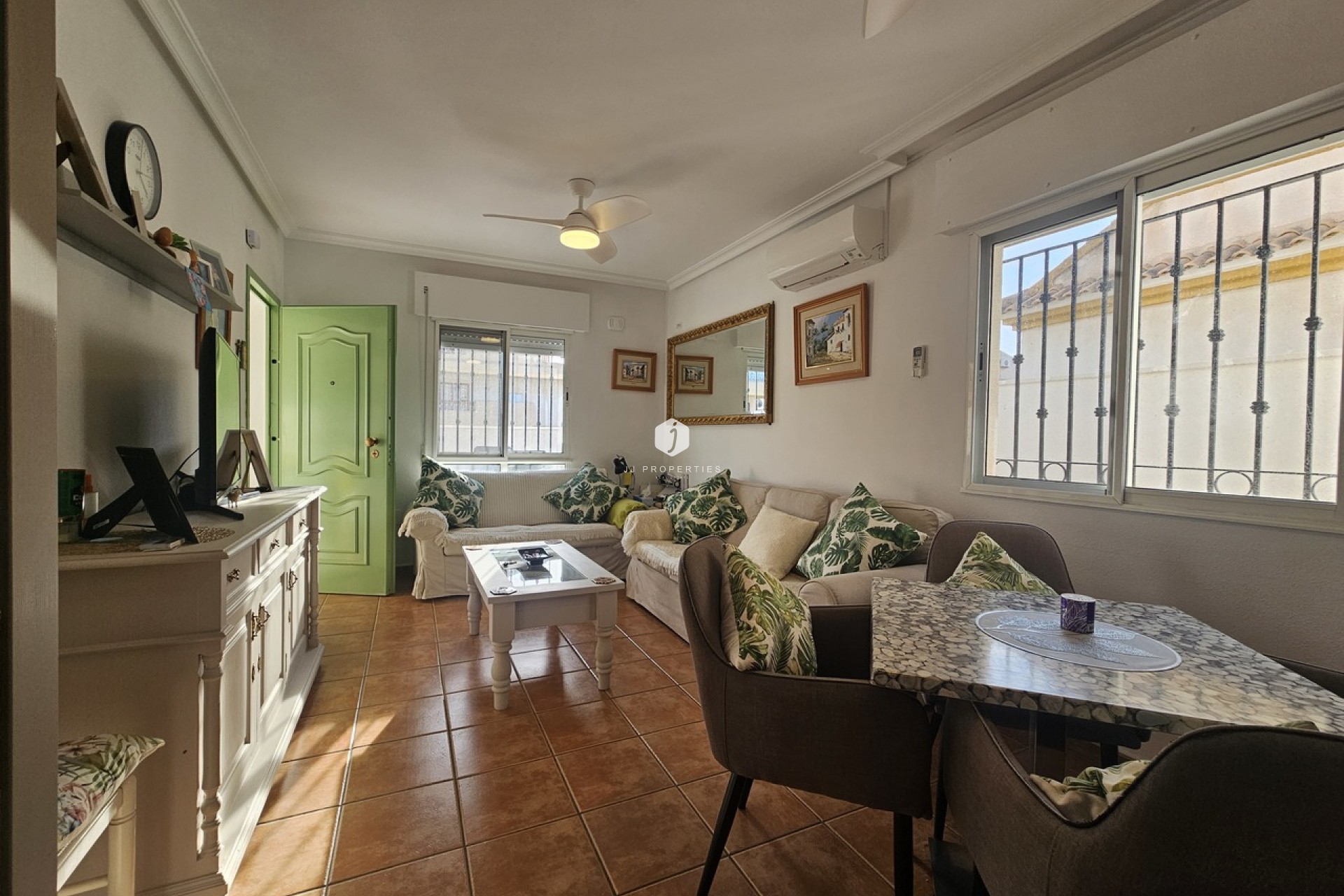 D'occasion - Bungalow -
La Zenia - Costa Blanca