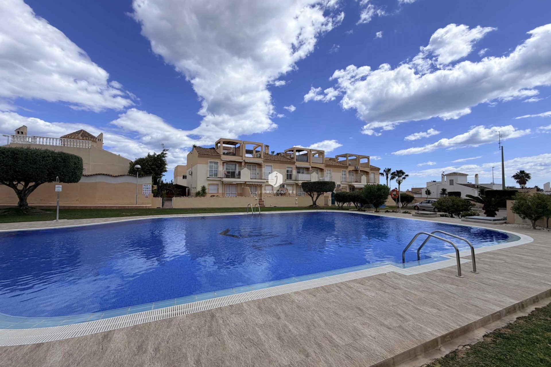 D'occasion - Bungalow -
Orihuela Costa - Costa Blanca
