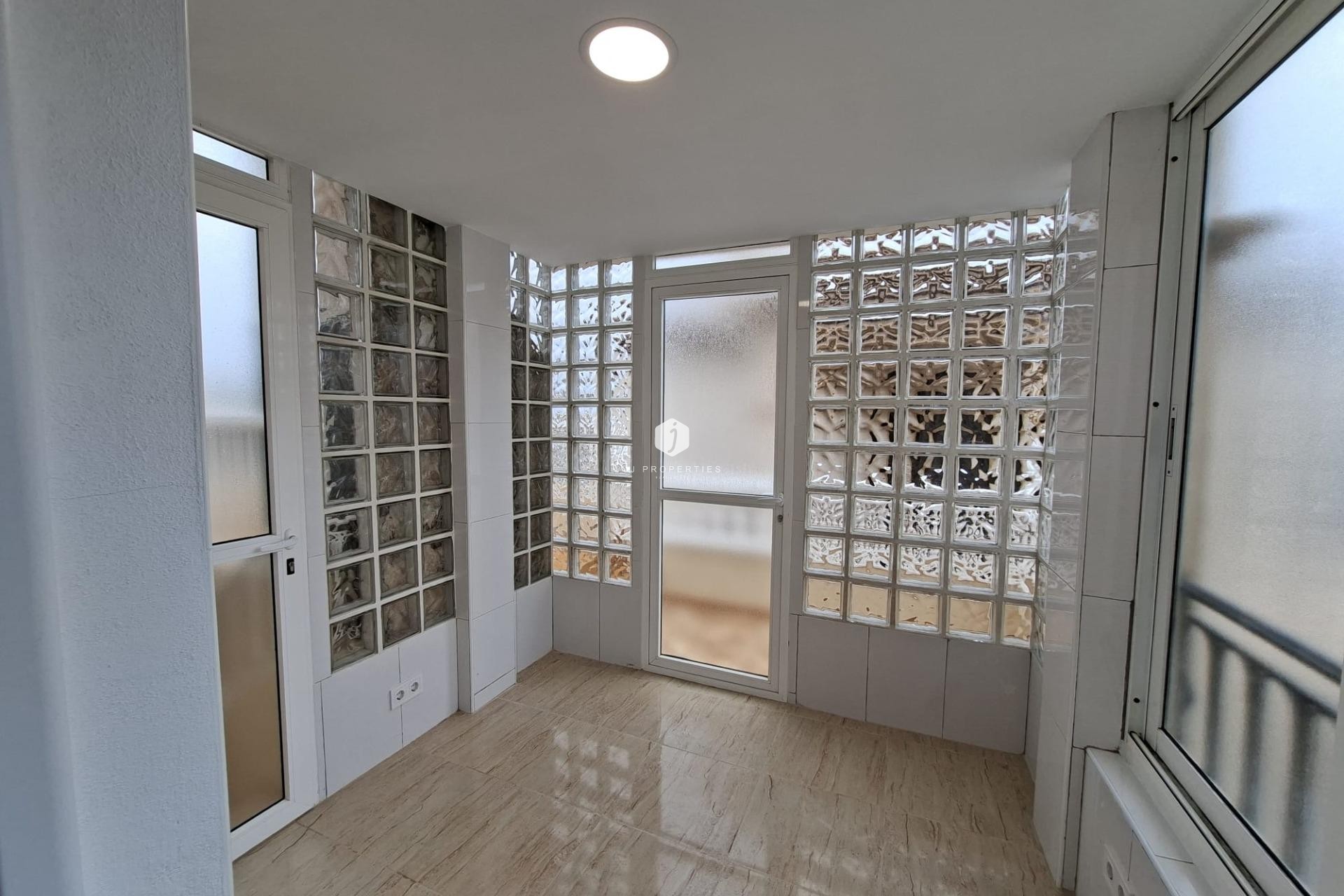 D'occasion - Bungalow -
Orihuela Costa - Punta Prima