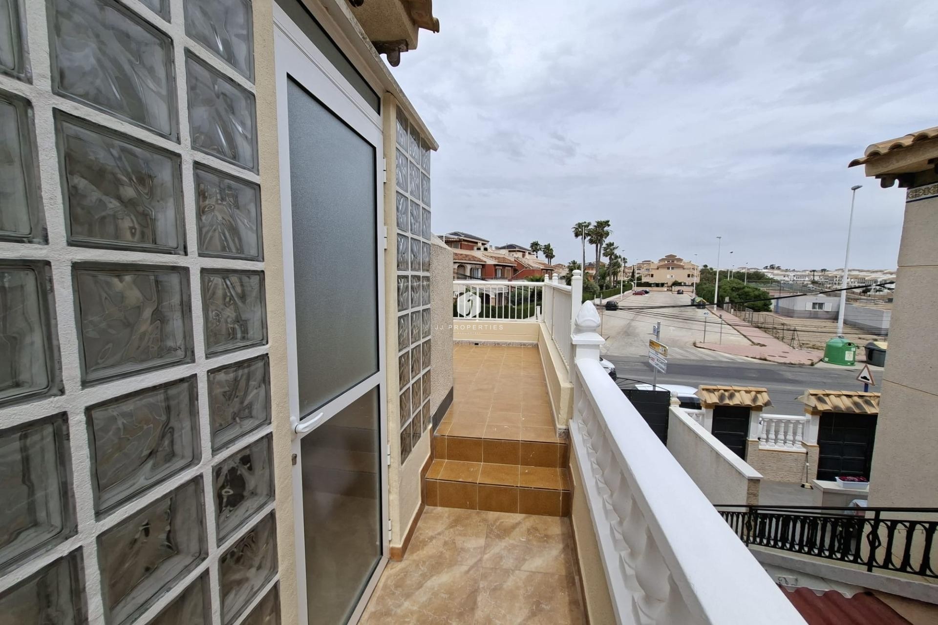 D'occasion - Bungalow -
Orihuela Costa - Punta Prima
