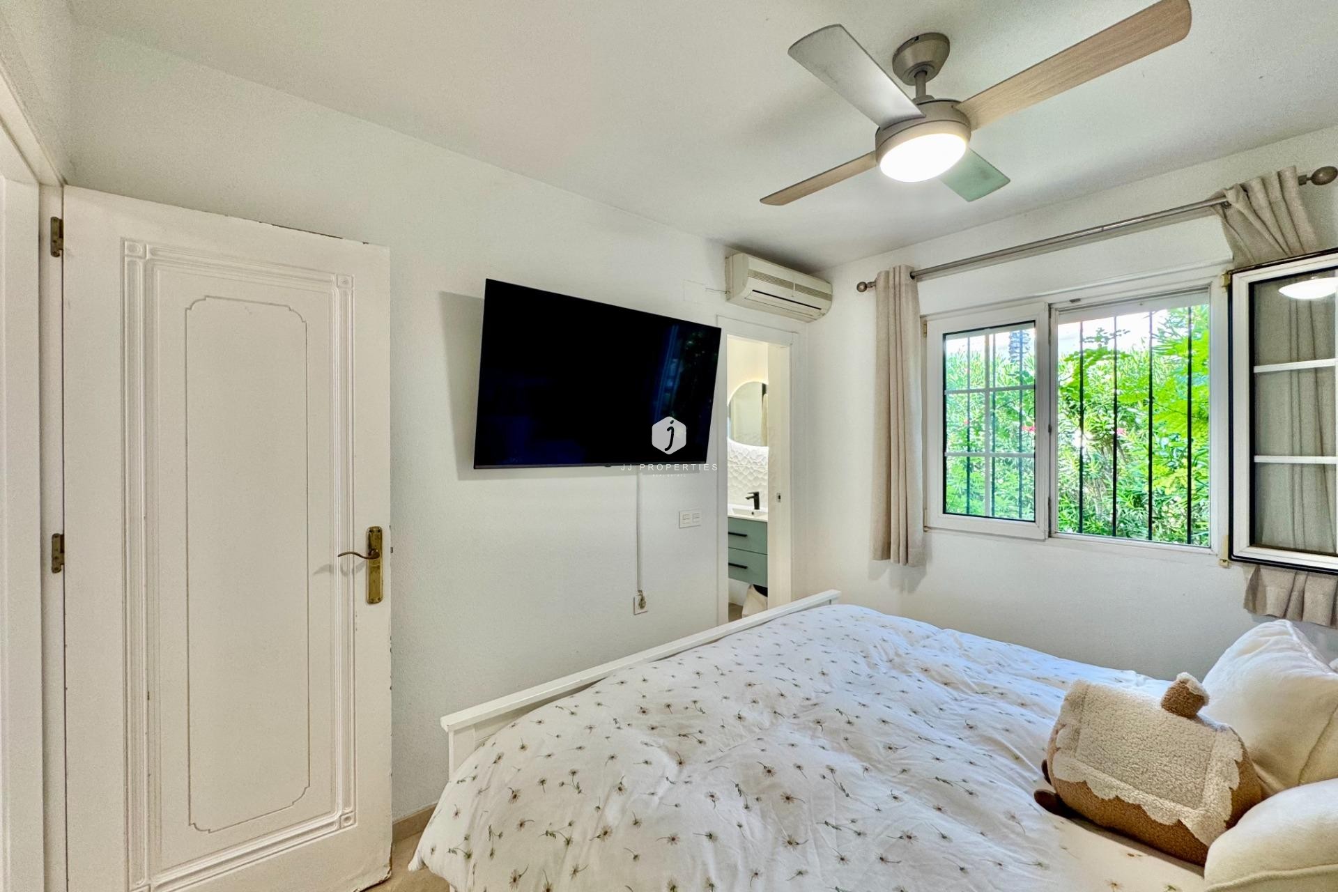 D'occasion - Bungalow -
Orihuela Costa - Villamartín-las Filipinas