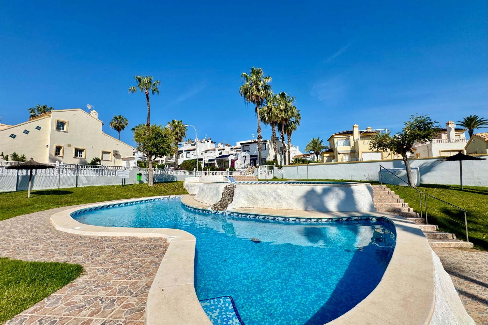 D'occasion - Bungalow -
Orihuela Costa - Villamartín-las Filipinas