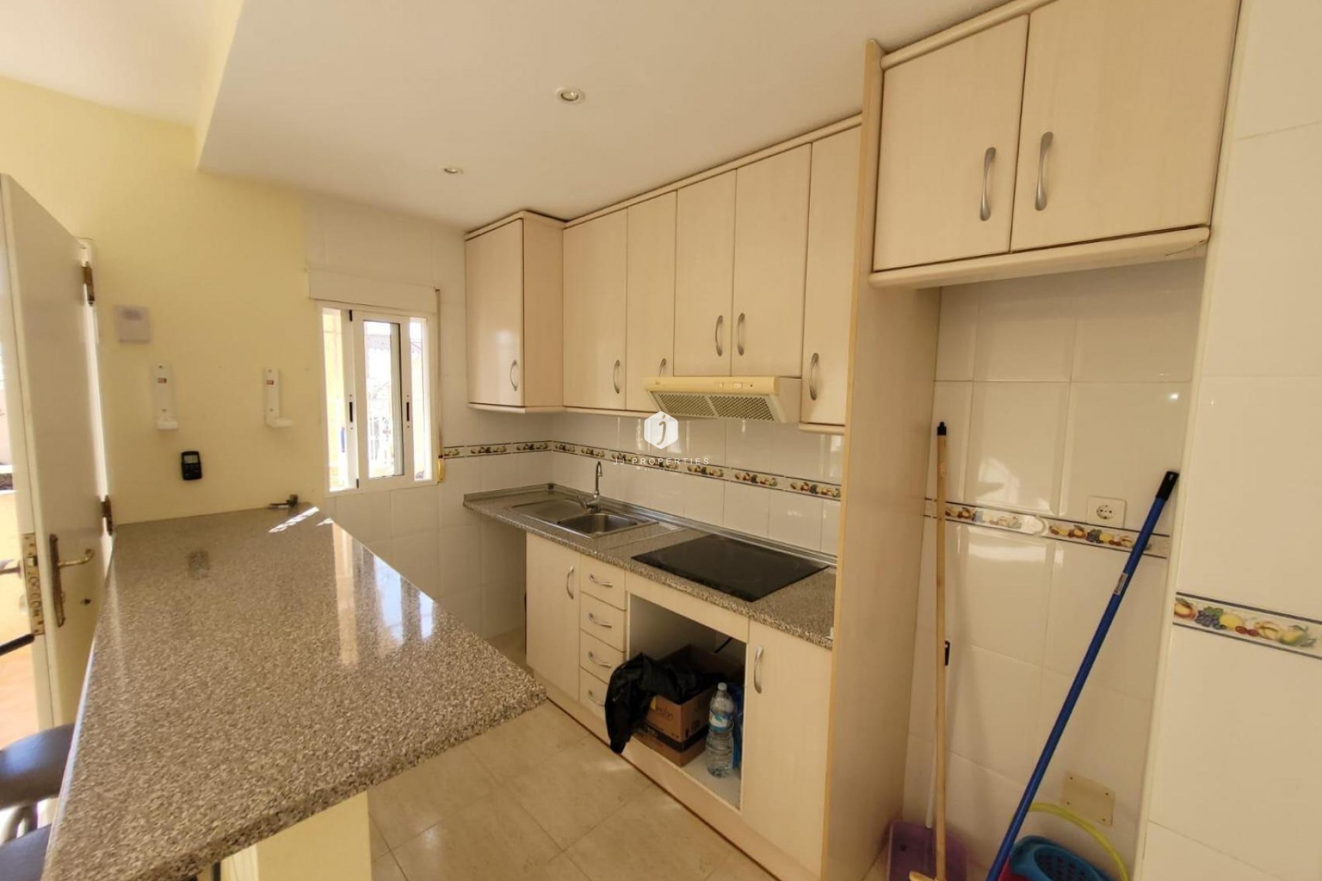 D'occasion - Bungalow -
San Miguel de Salinas - Inland