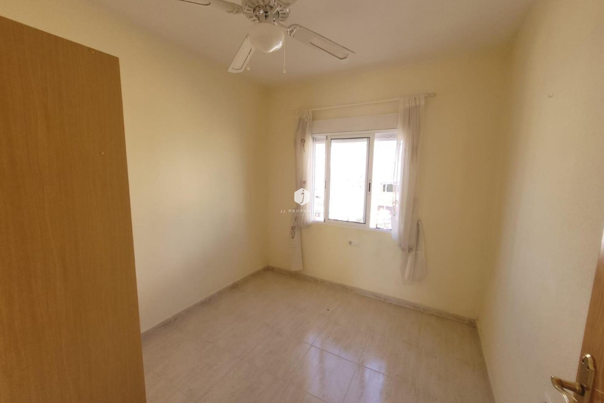 D'occasion - Bungalow -
San Miguel de Salinas - Inland