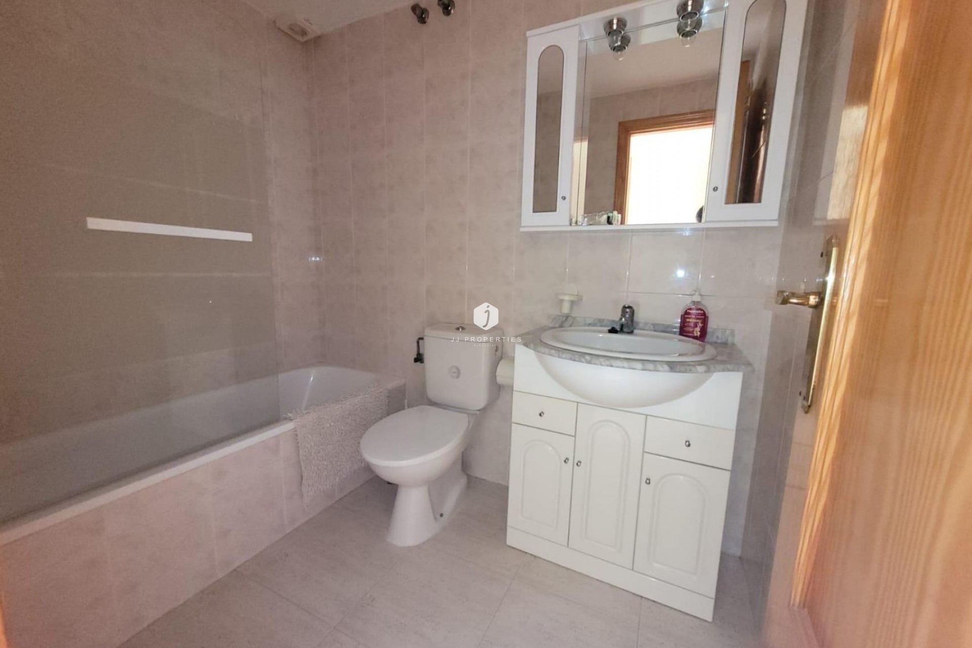 D'occasion - Bungalow -
San Miguel de Salinas - Inland