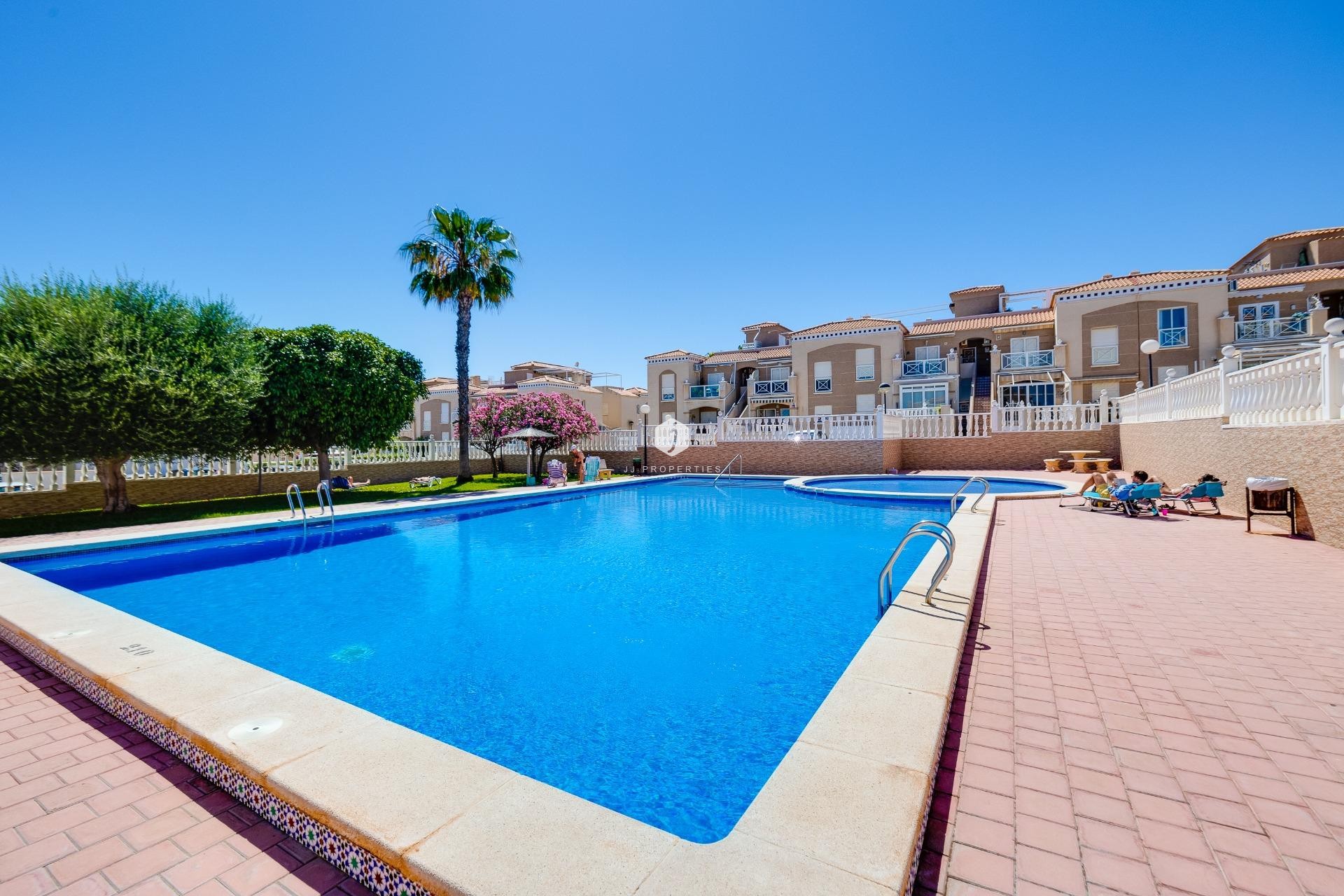 D'occasion - Bungalow -
Torrevieja - Aguas Nuevas 1
