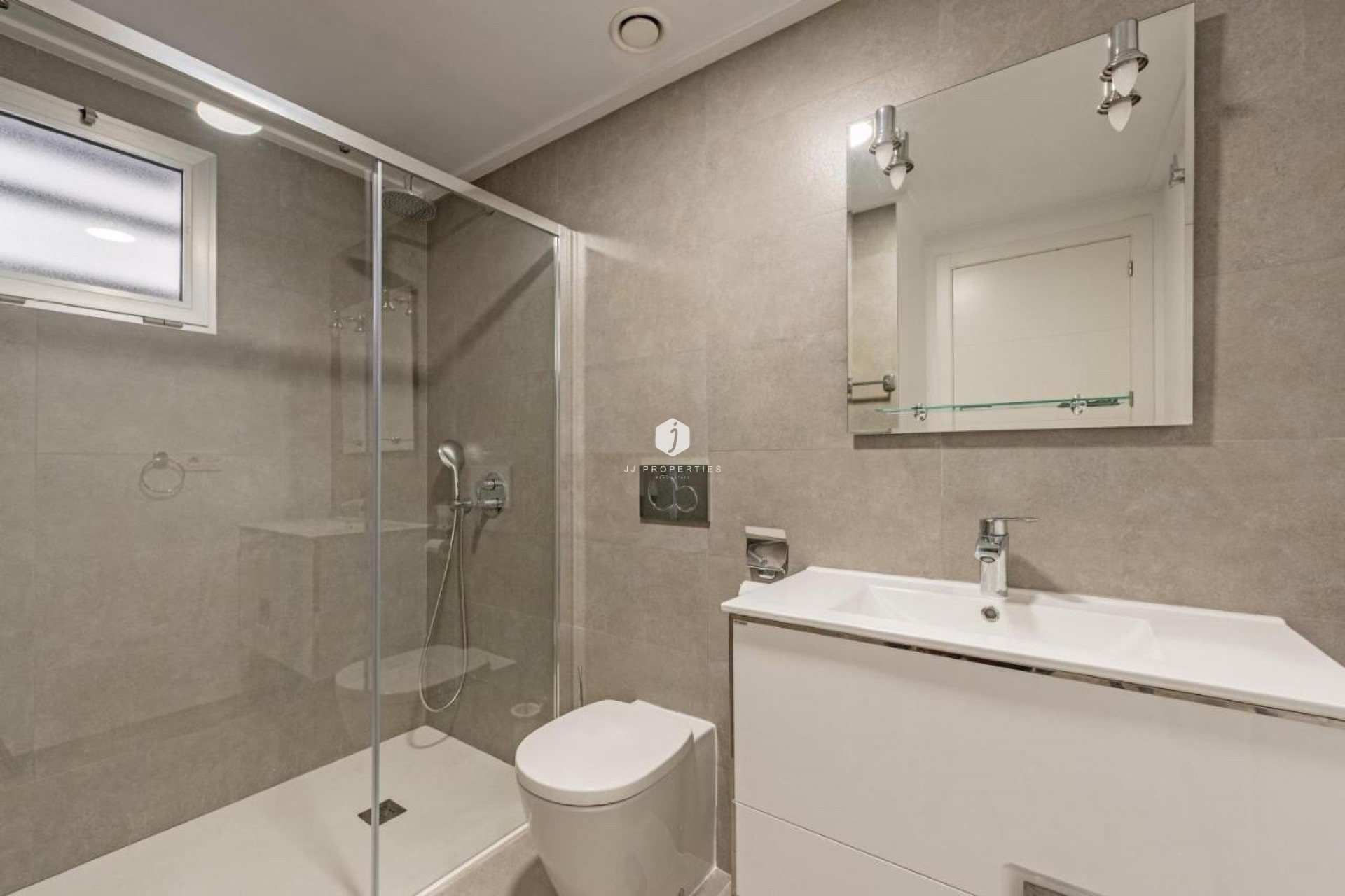 D'occasion - Bungalow -
Torrevieja - Auguas Neuvas