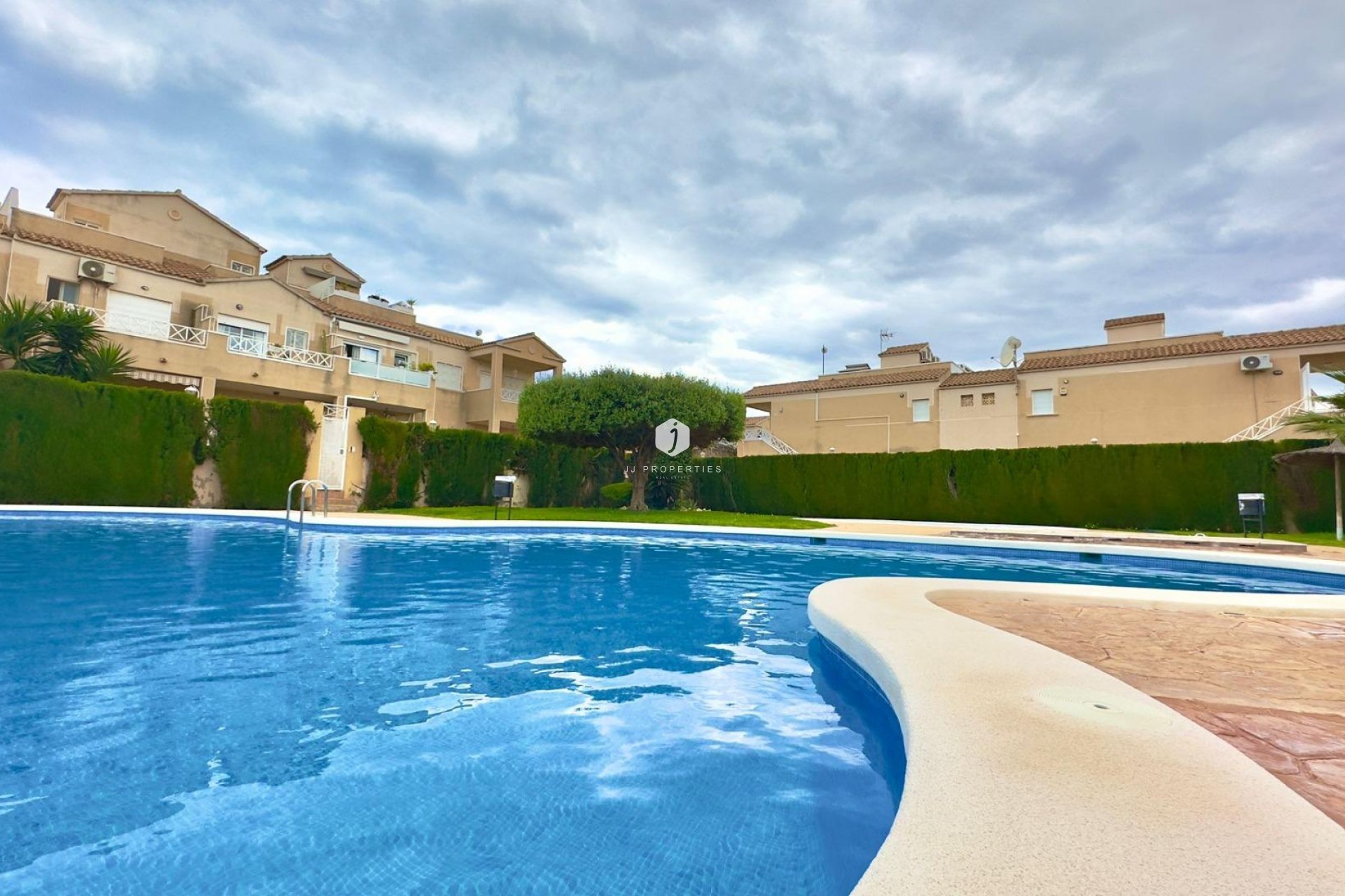 D'occasion - Bungalow -
Torrevieja - Centro