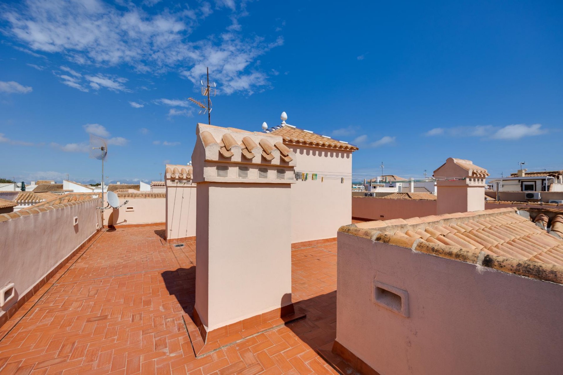 D'occasion - Bungalow -
Torrevieja - Costa Blanca