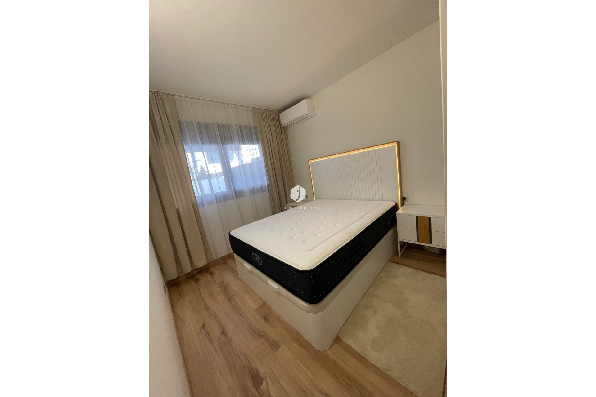 D'occasion - Bungalow -
Torrevieja - Costa Blanca