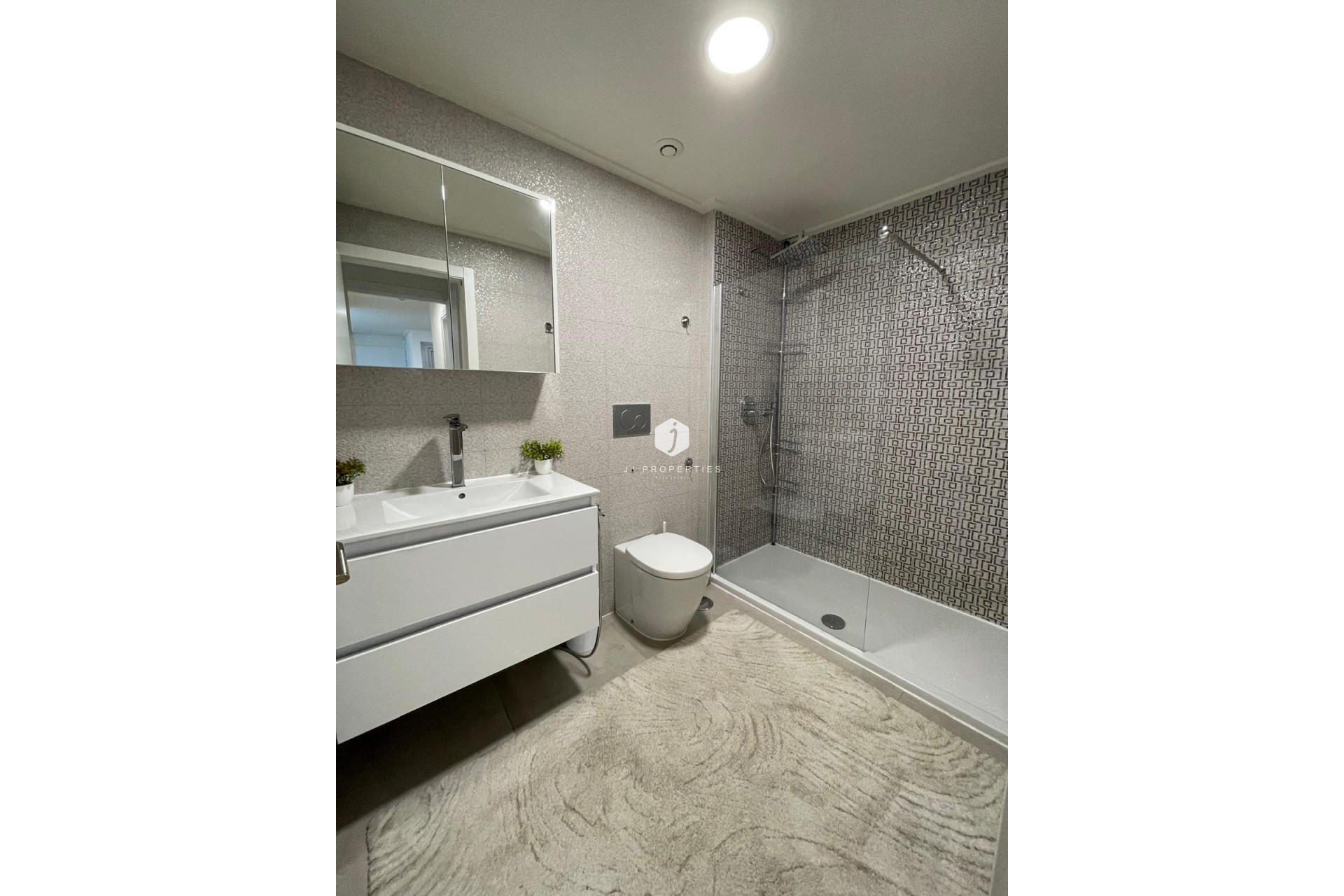 D'occasion - Bungalow -
Torrevieja - Costa Blanca