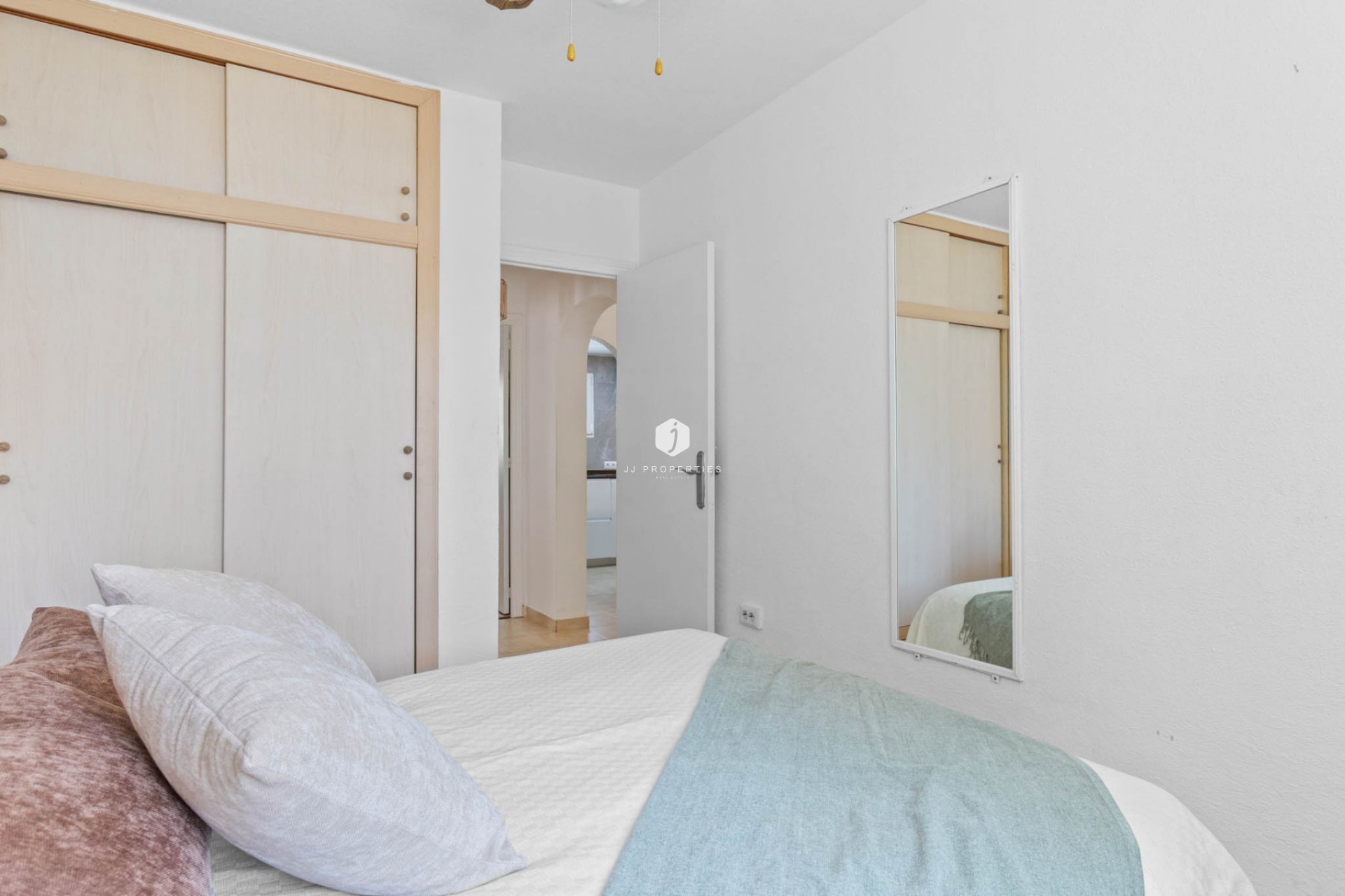 D'occasion - Bungalow -
Torrevieja - Costa Blanca