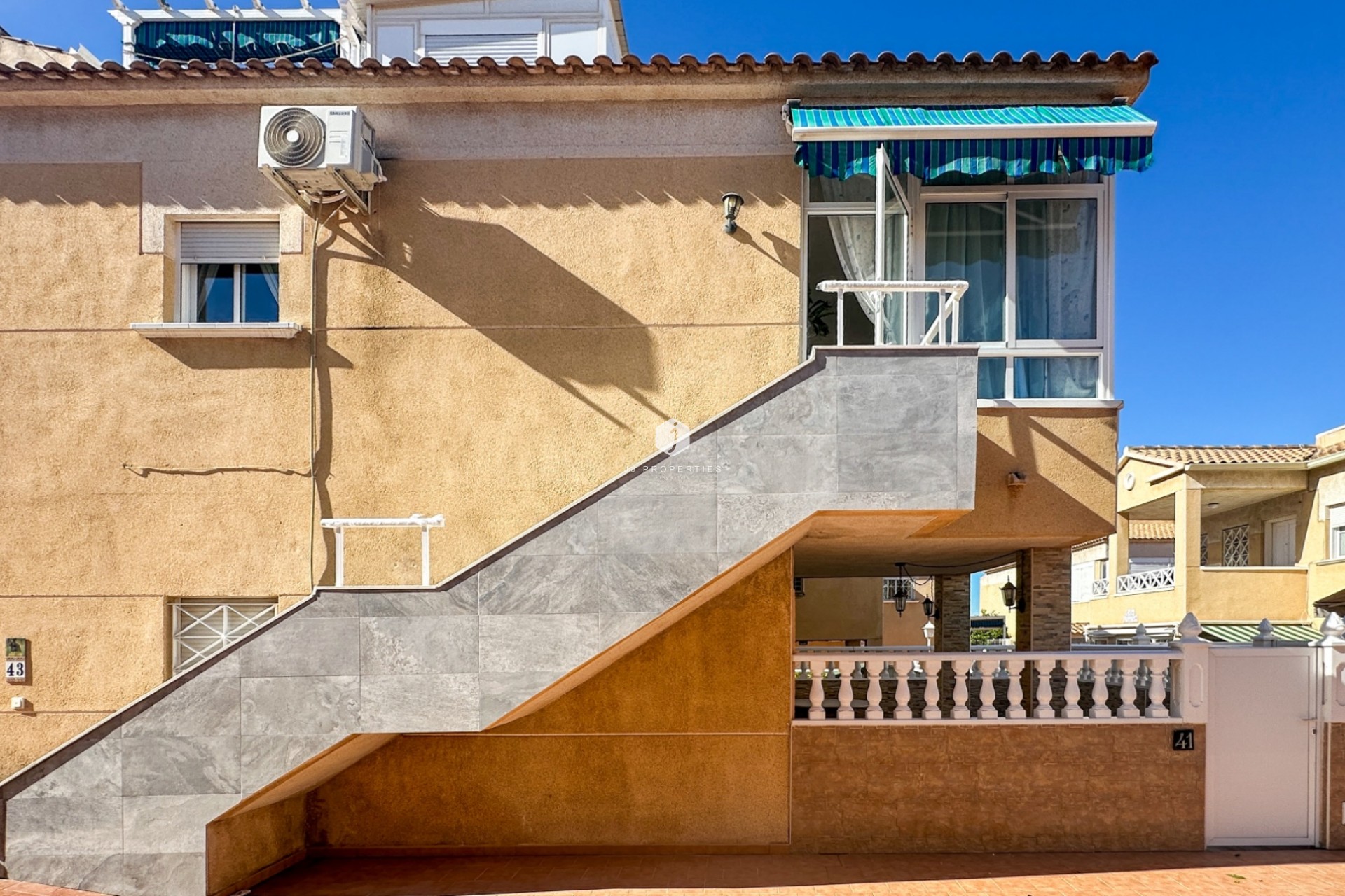 D'occasion - Bungalow -
Torrevieja - Costa Blanca