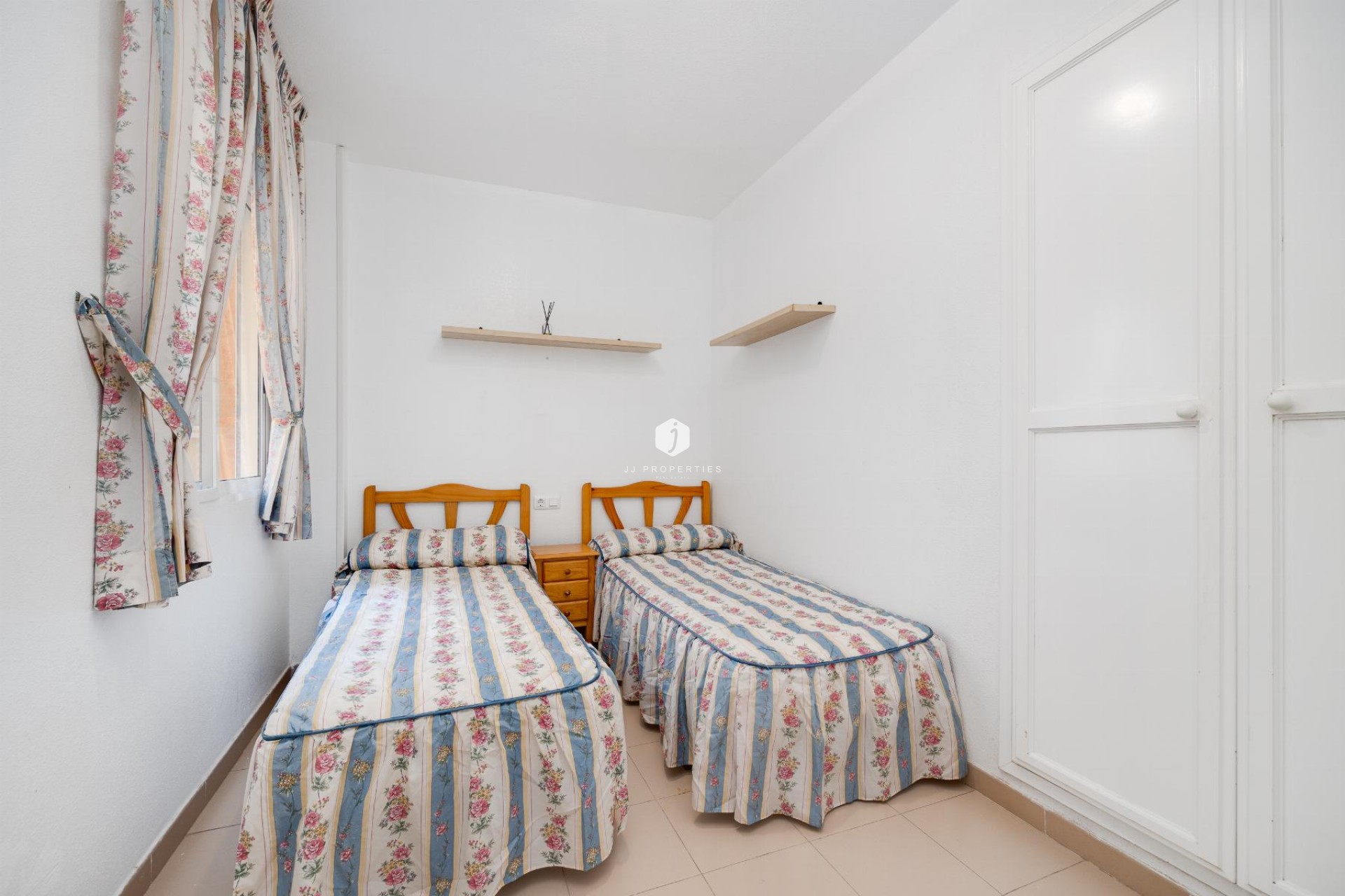D'occasion - Bungalow -
Torrevieja - Costa Blanca