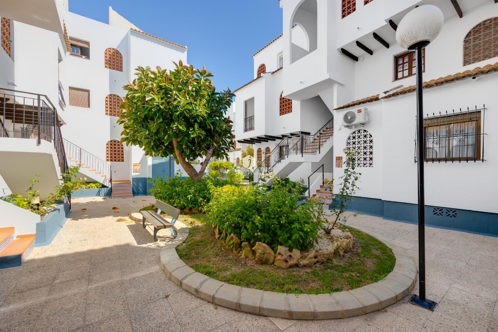 D'occasion - Bungalow -
Torrevieja - Costa Blanca