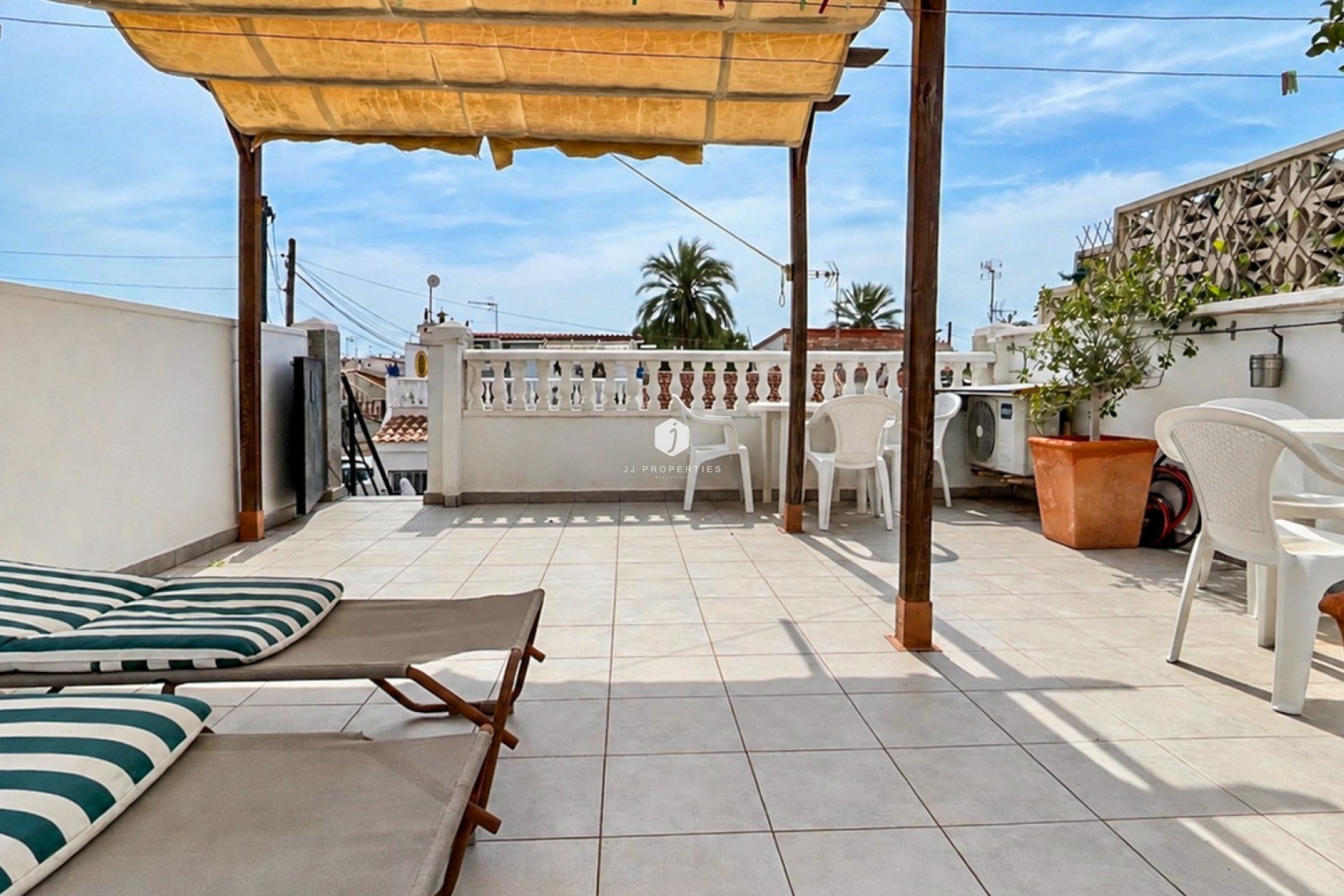 D'occasion - Bungalow -
Torrevieja - Costa Blanca