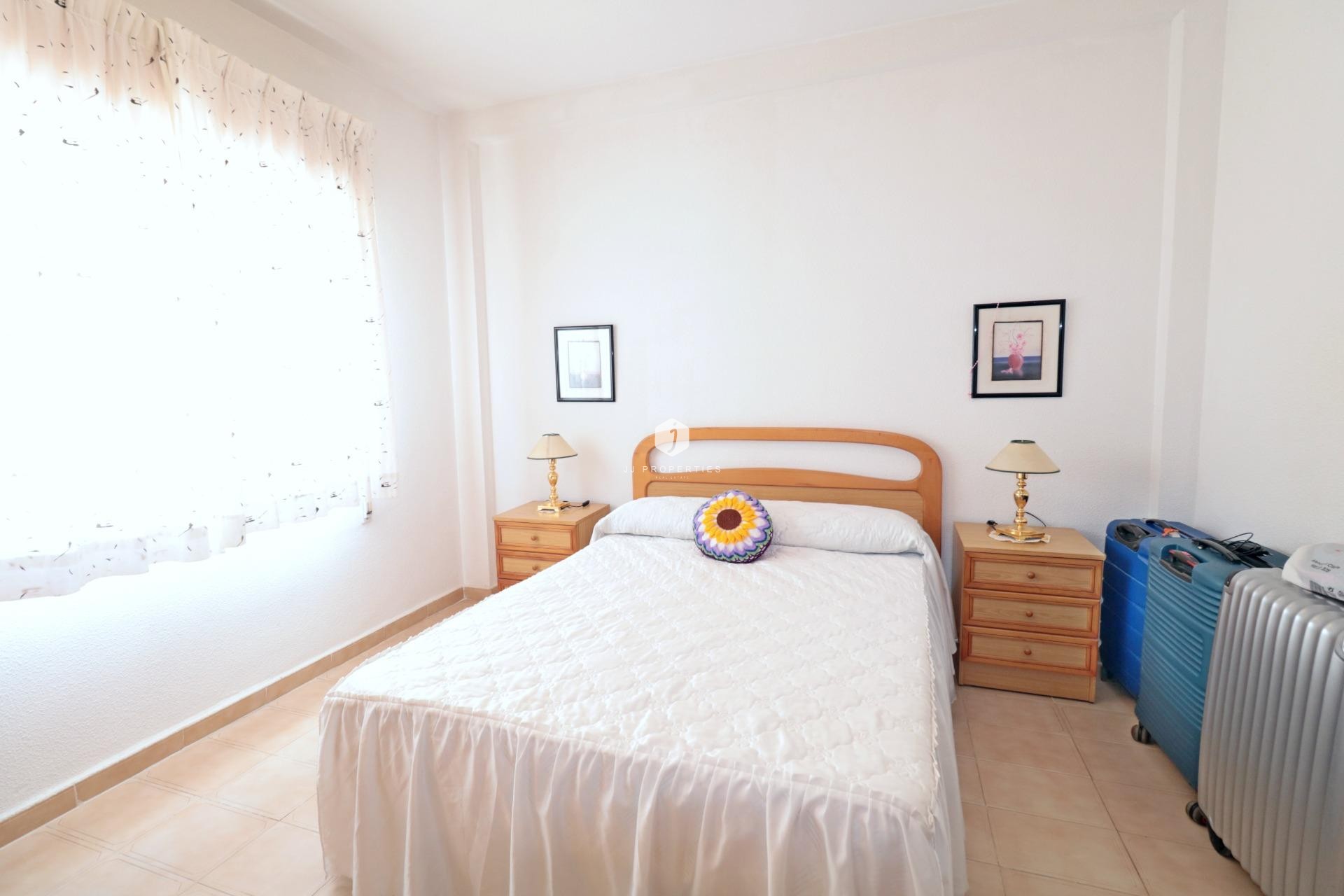 D'occasion - Bungalow -
Torrevieja - El Acequión - Los Náufragos