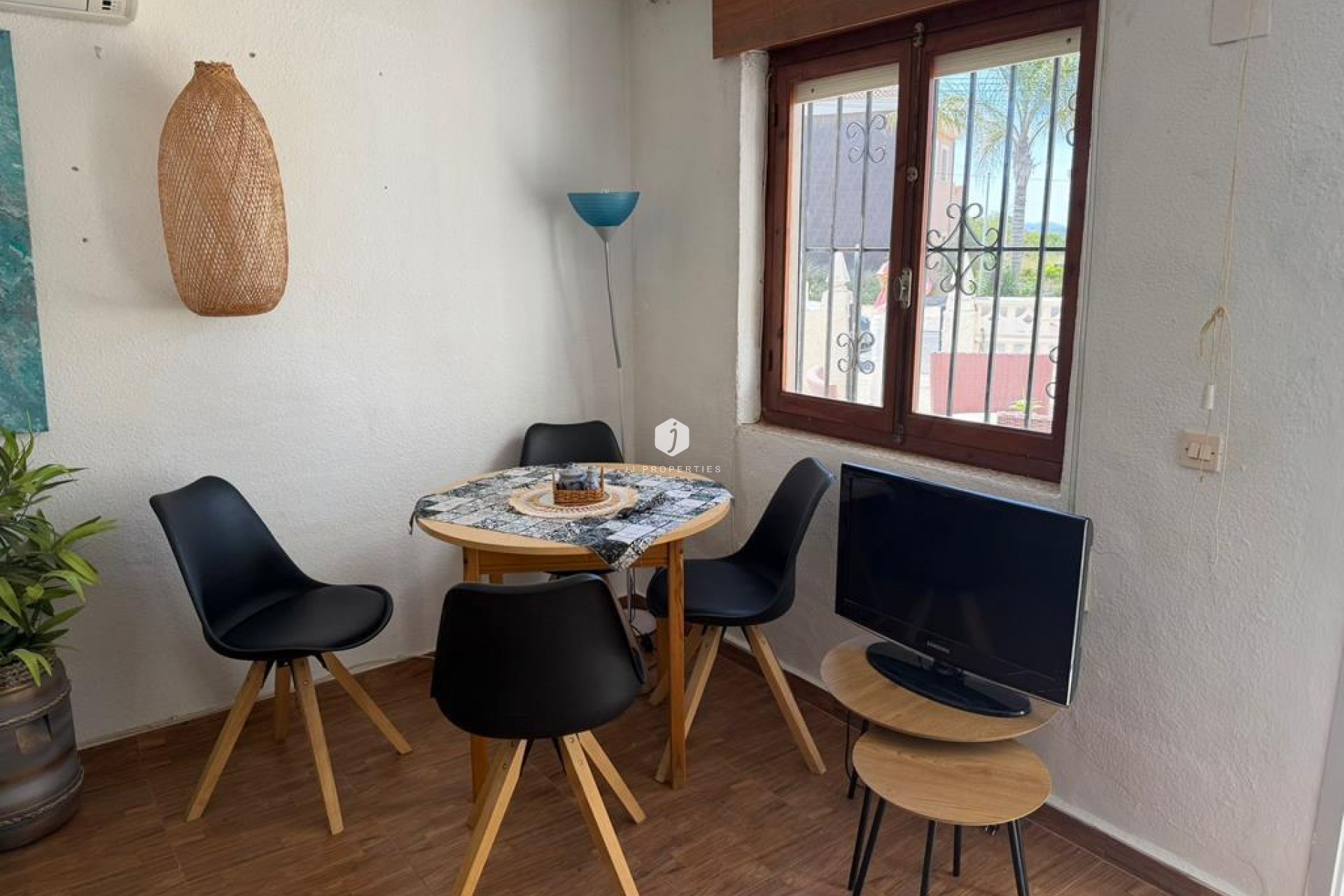 D'occasion - Bungalow -
Torrevieja - LA TORRETAS