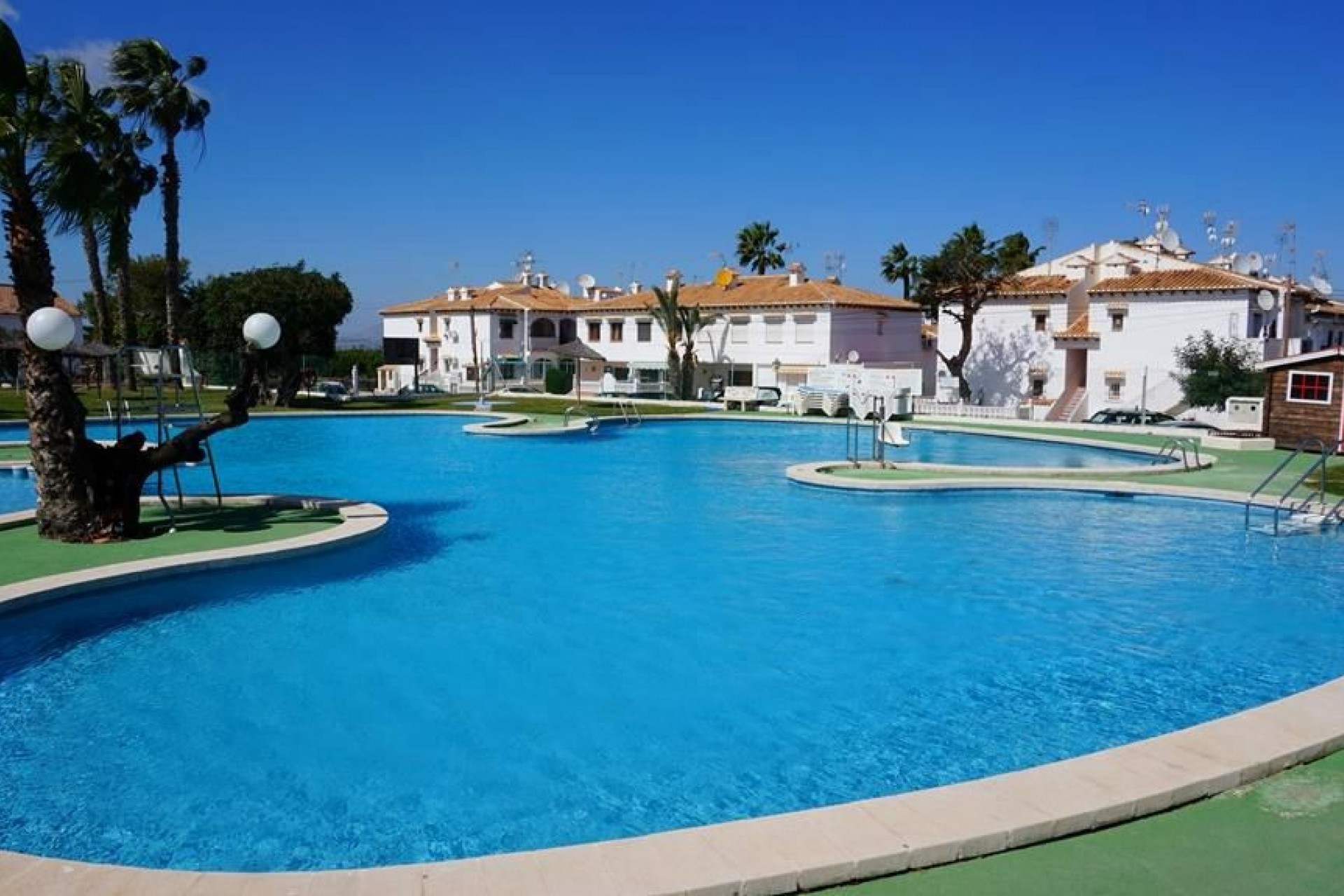 D'occasion - Bungalow -
Torrevieja - Lago Jardin