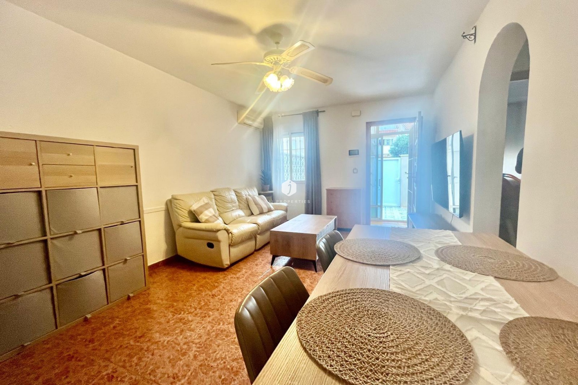 D'occasion - Bungalow -
Torrevieja - Paraje Natural