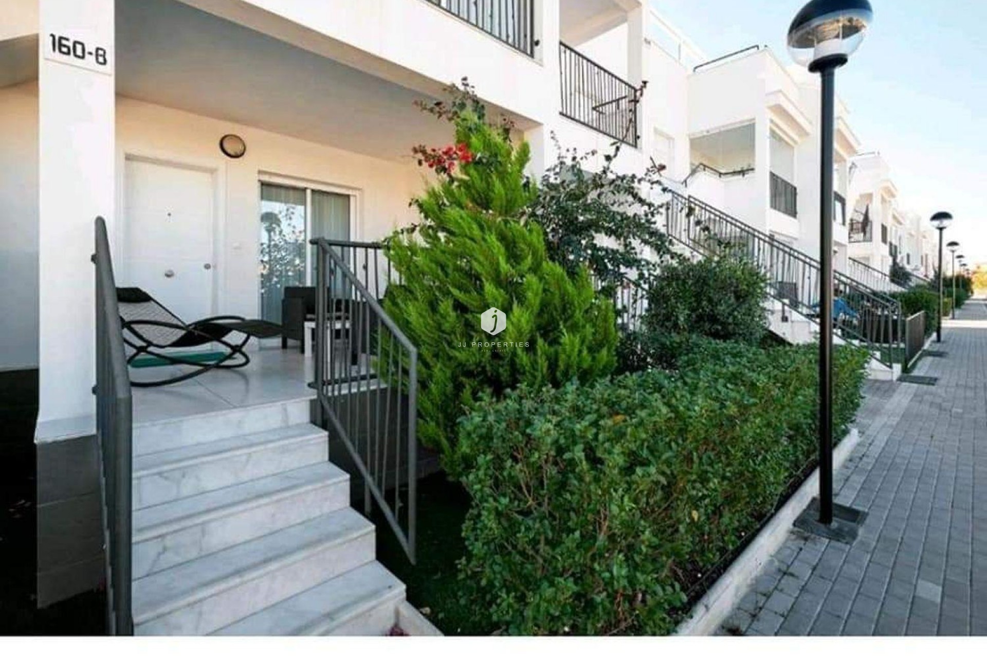 D'occasion - Bungalow -
Torrevieja - Parque Acuático - Sector 25