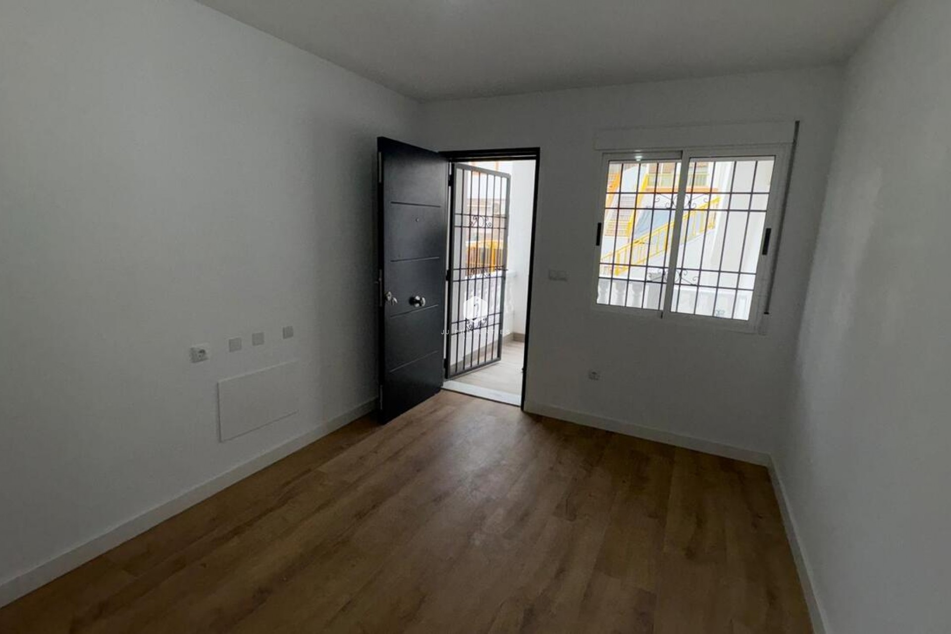 D'occasion - Bungalow -
Torrevieja - PARQUE DE LAS NACIONES