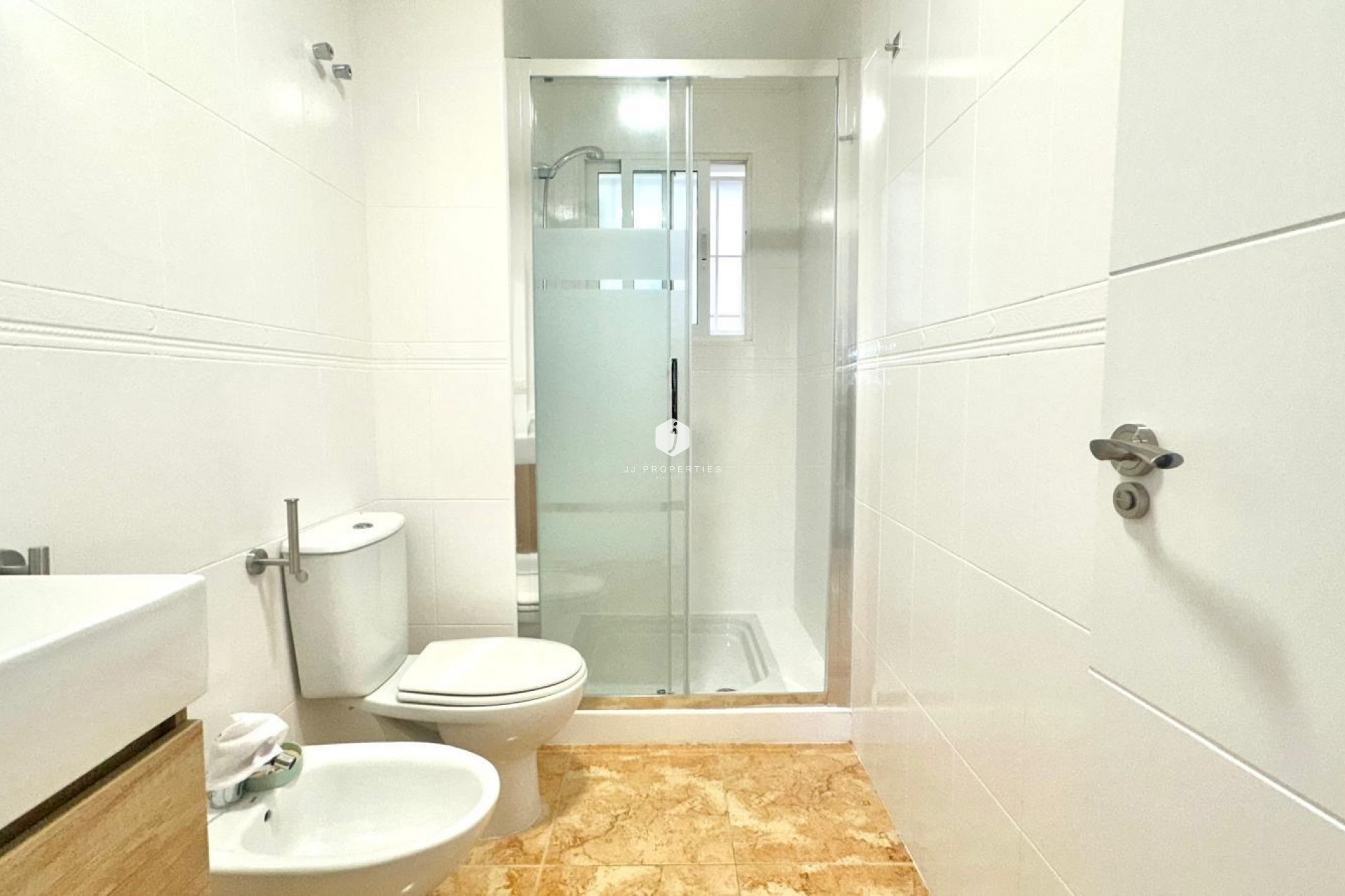 D'occasion - Bungalow -
Torrevieja - Playa de los Locos