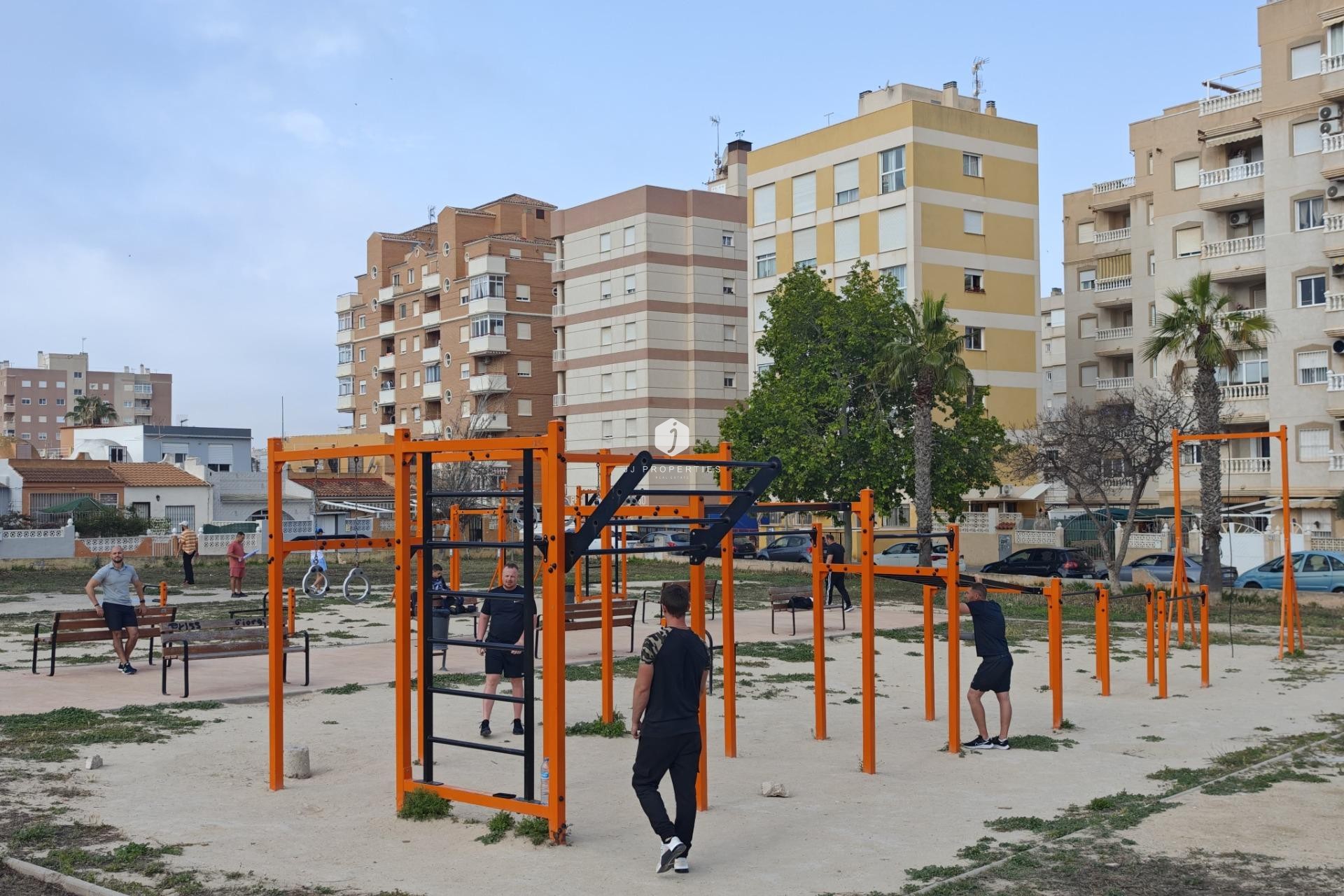 D'occasion - Bungalow -
Torrevieja - Playa del Cura