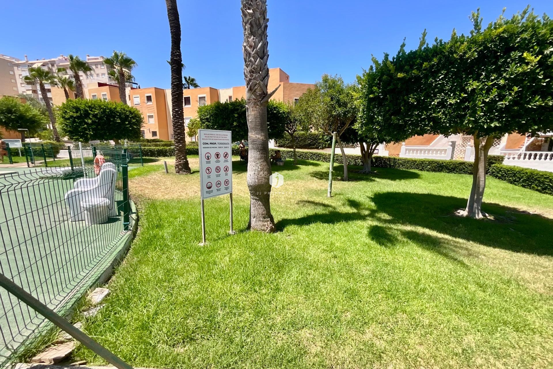 D'occasion - Bungalow -
Torrevieja - Torreblanca