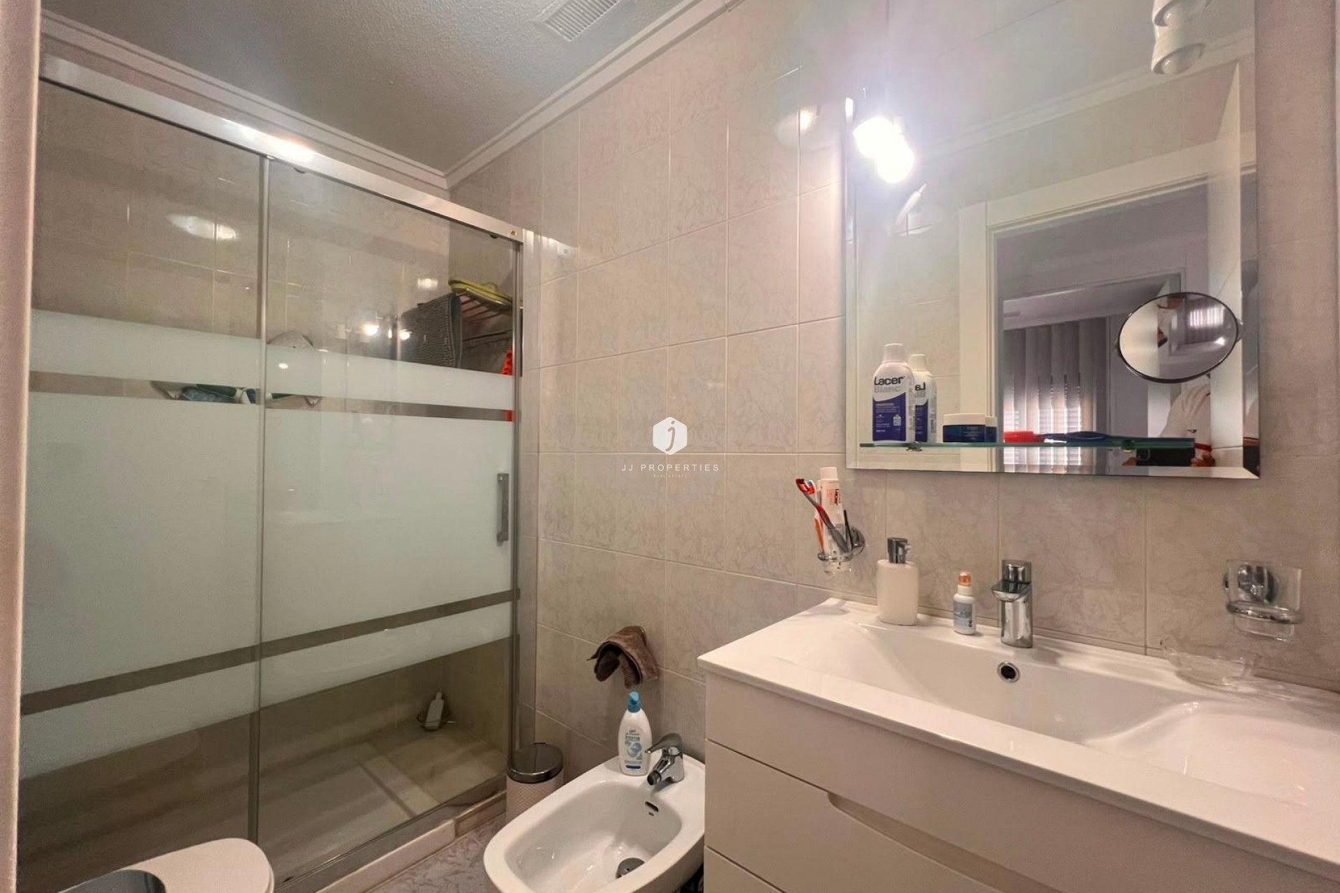 D'occasion - Bungalow -
Torrevieja - Torrejón