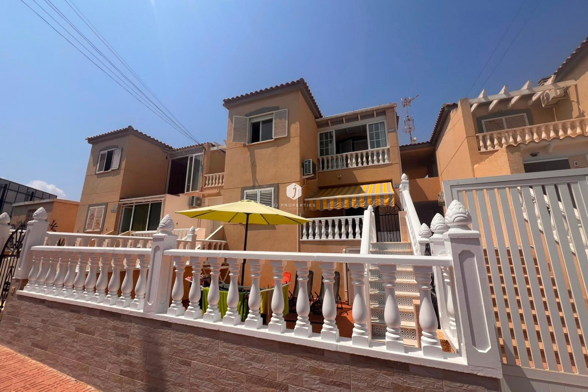 D'occasion - Bungalow -
Torrevieja - Torrejón