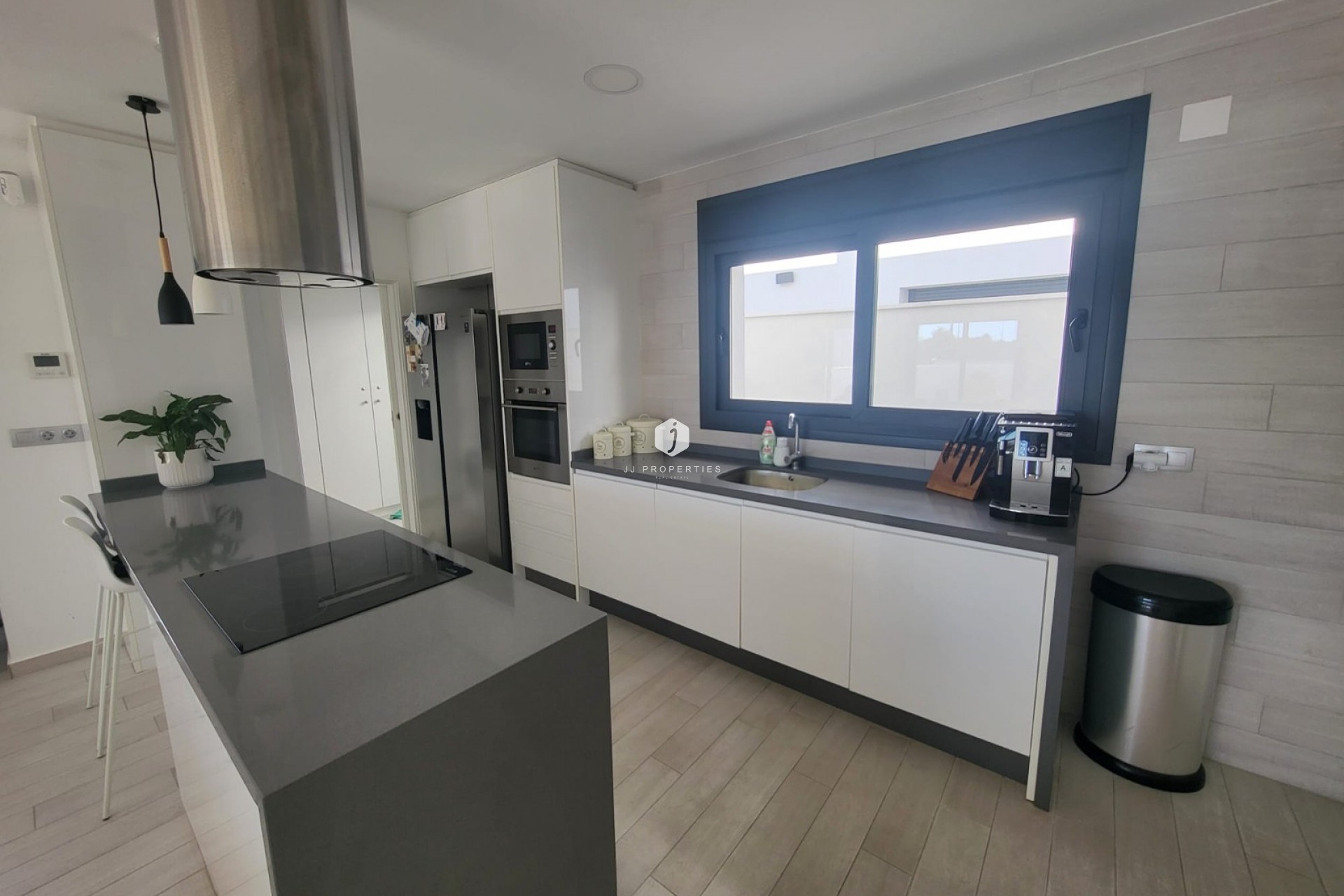 D'occasion - Chalet -
Daya Vieja - Costa Blanca