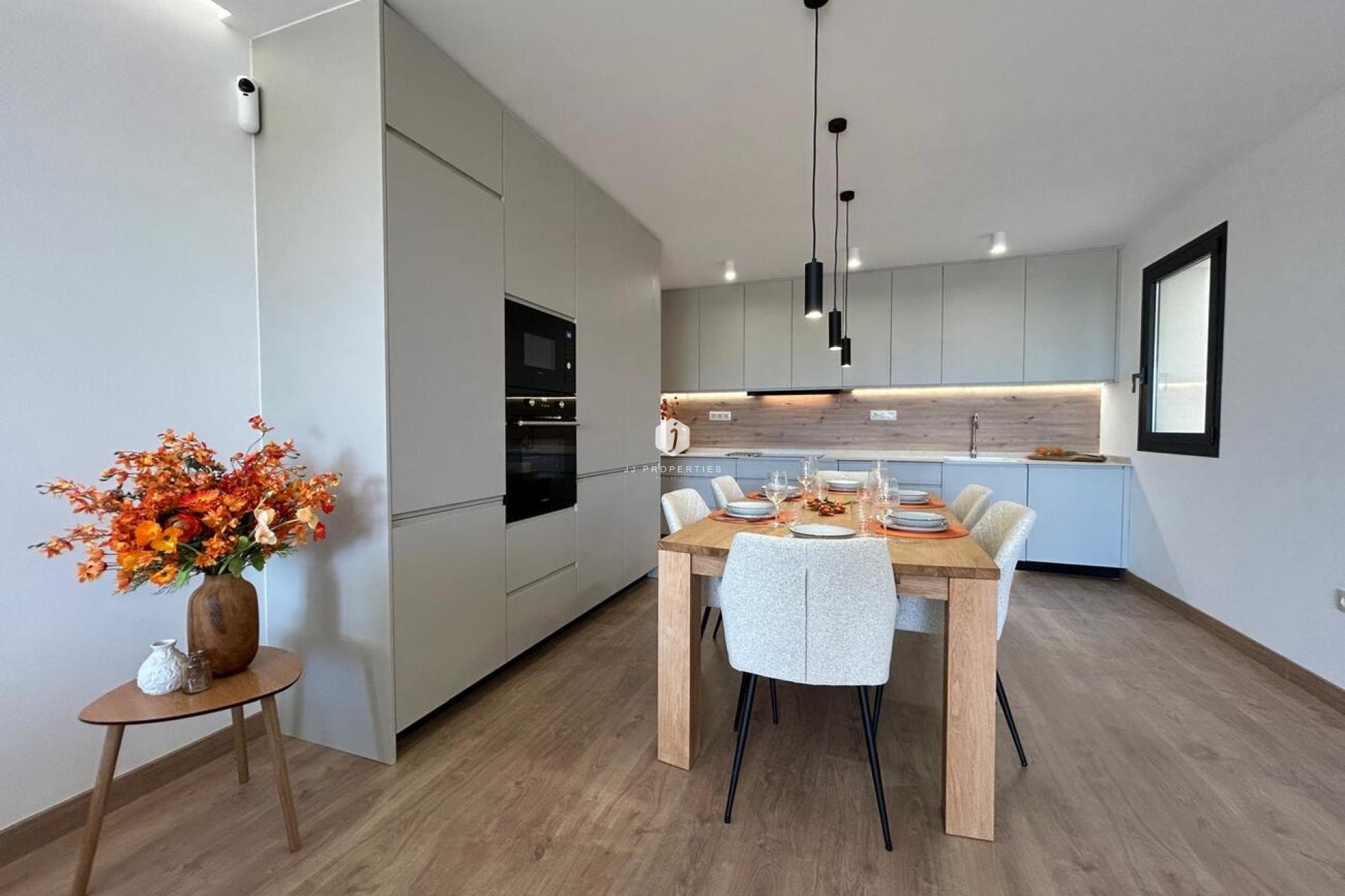 D'occasion - Chalet -
Dolores - Costa Blanca