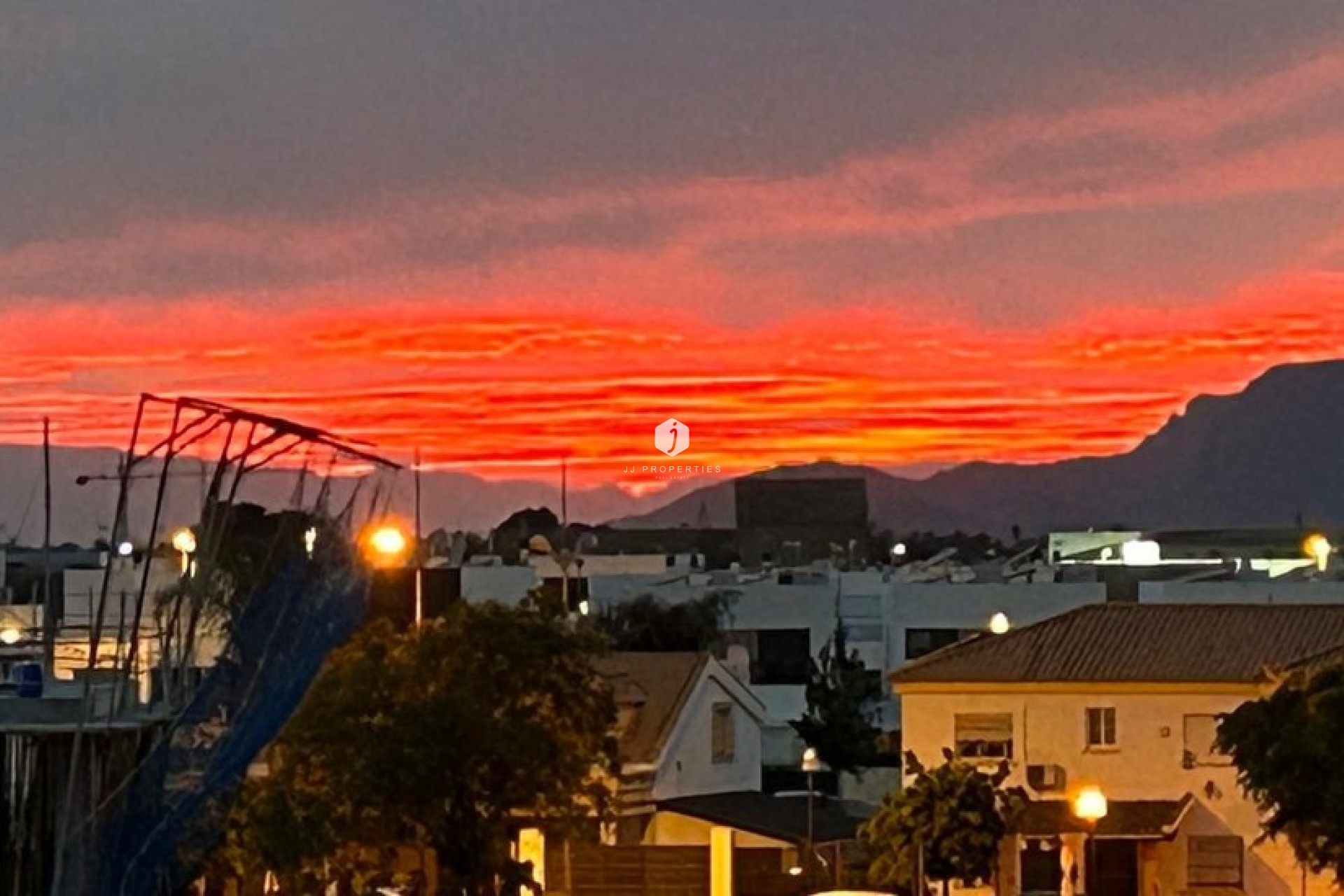 D'occasion - Chalet -
Dolores - Costa Blanca