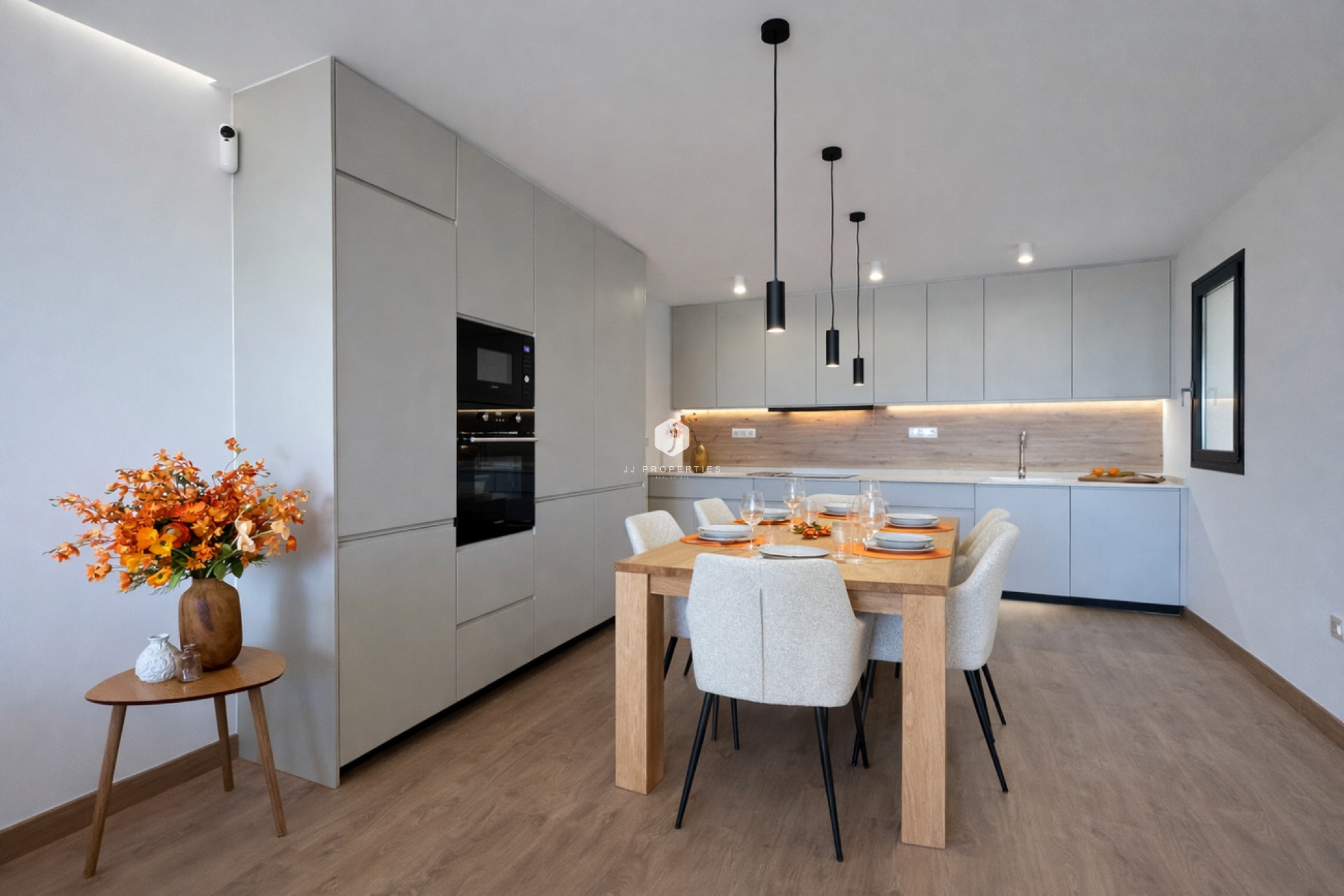 D'occasion - Chalet -
Dolores - Costa Blanca