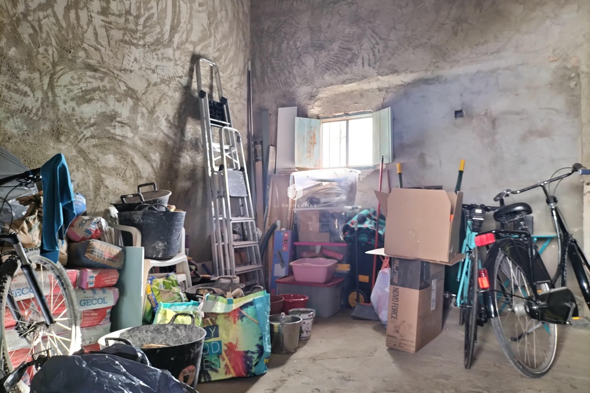 D'occasion - Chalet -
Formentera del Segura - Centro