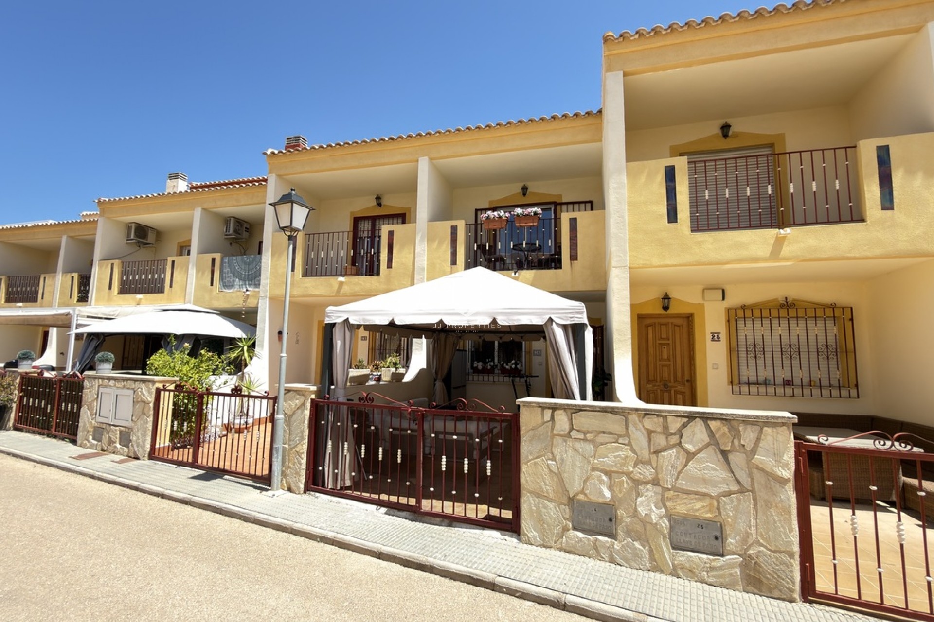 D'occasion - Chalet -
La Zenia - Costa Blanca