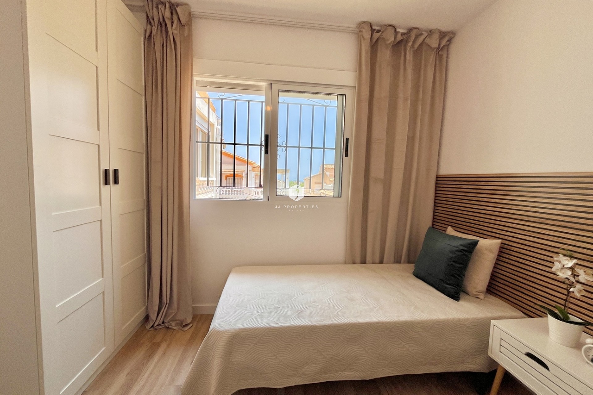 D'occasion - Chalet -
Los Altos - Costa Blanca