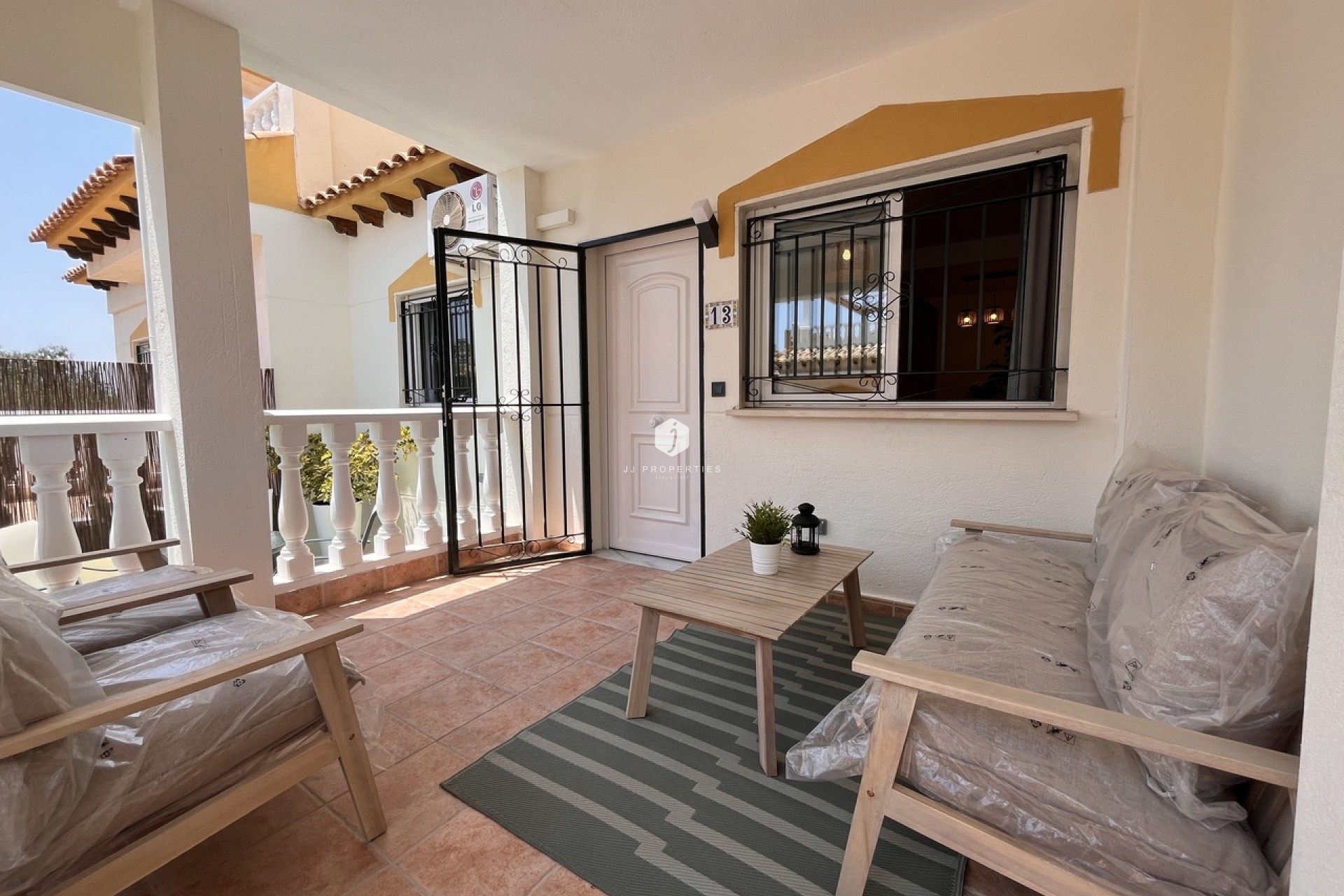 D'occasion - Chalet -
Los Altos - Costa Blanca