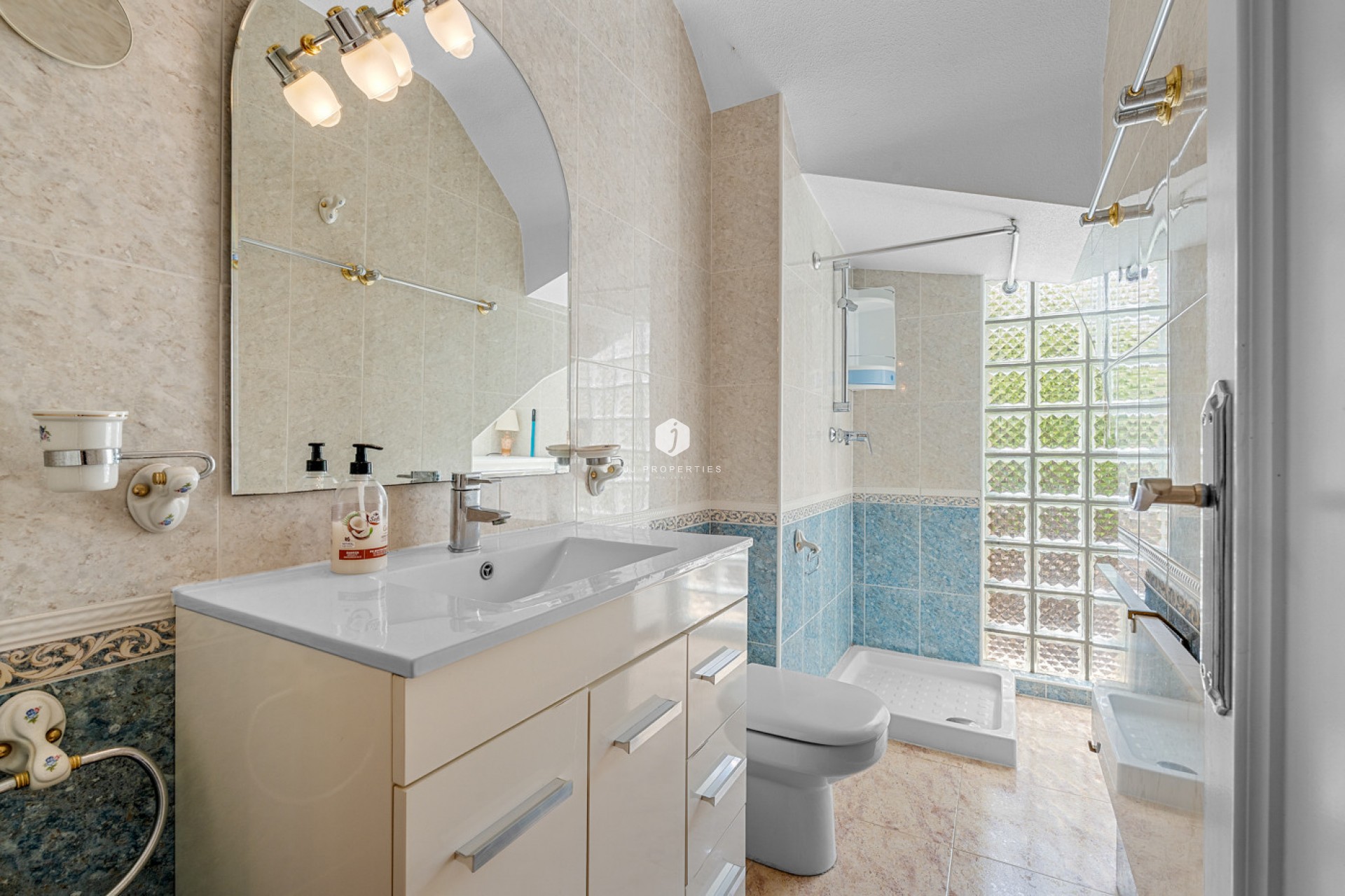 D'occasion - Chalet -
Orihuela Costa - Costa Blanca