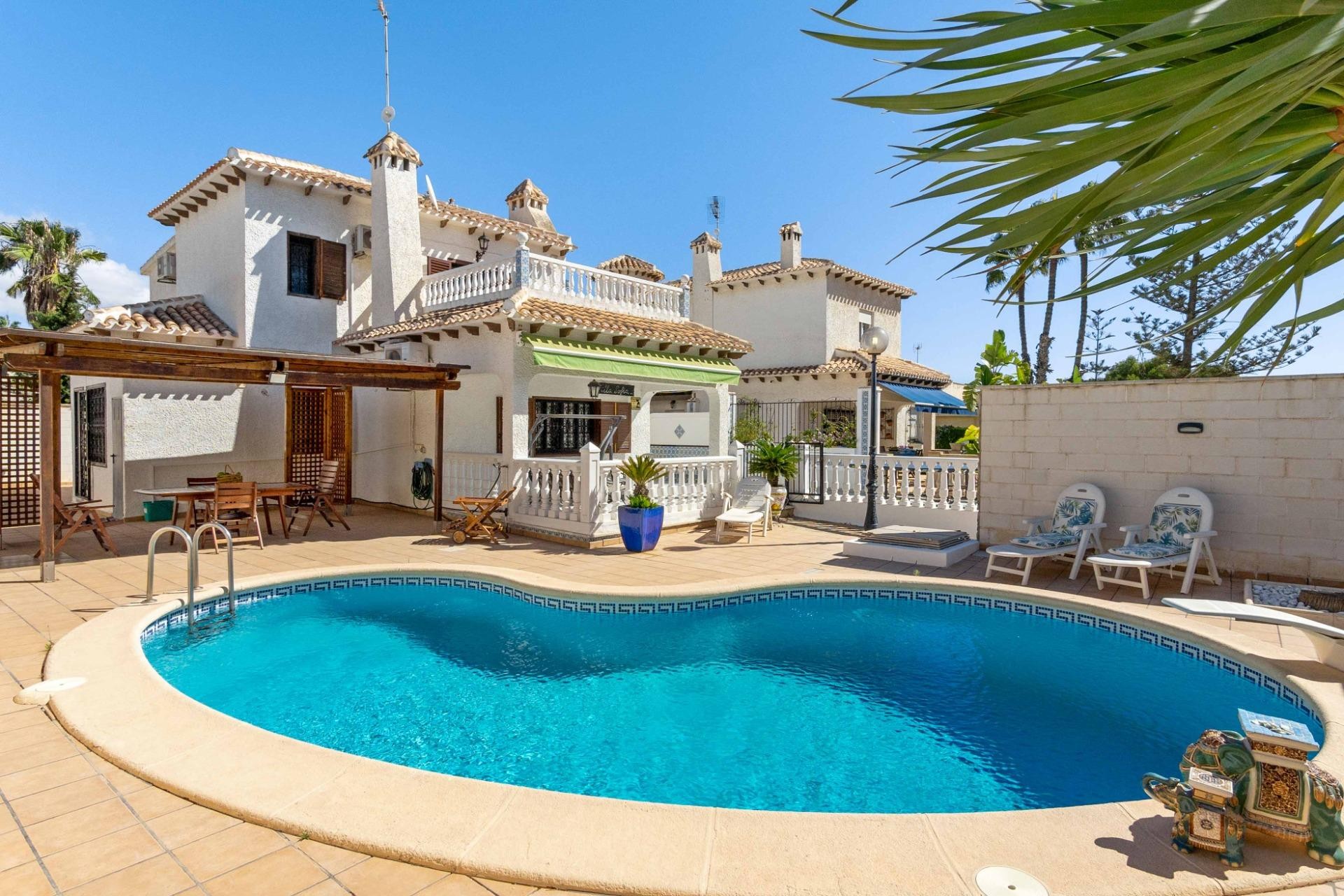 D'occasion - Chalet -
Orihuela Costa - La Zenia