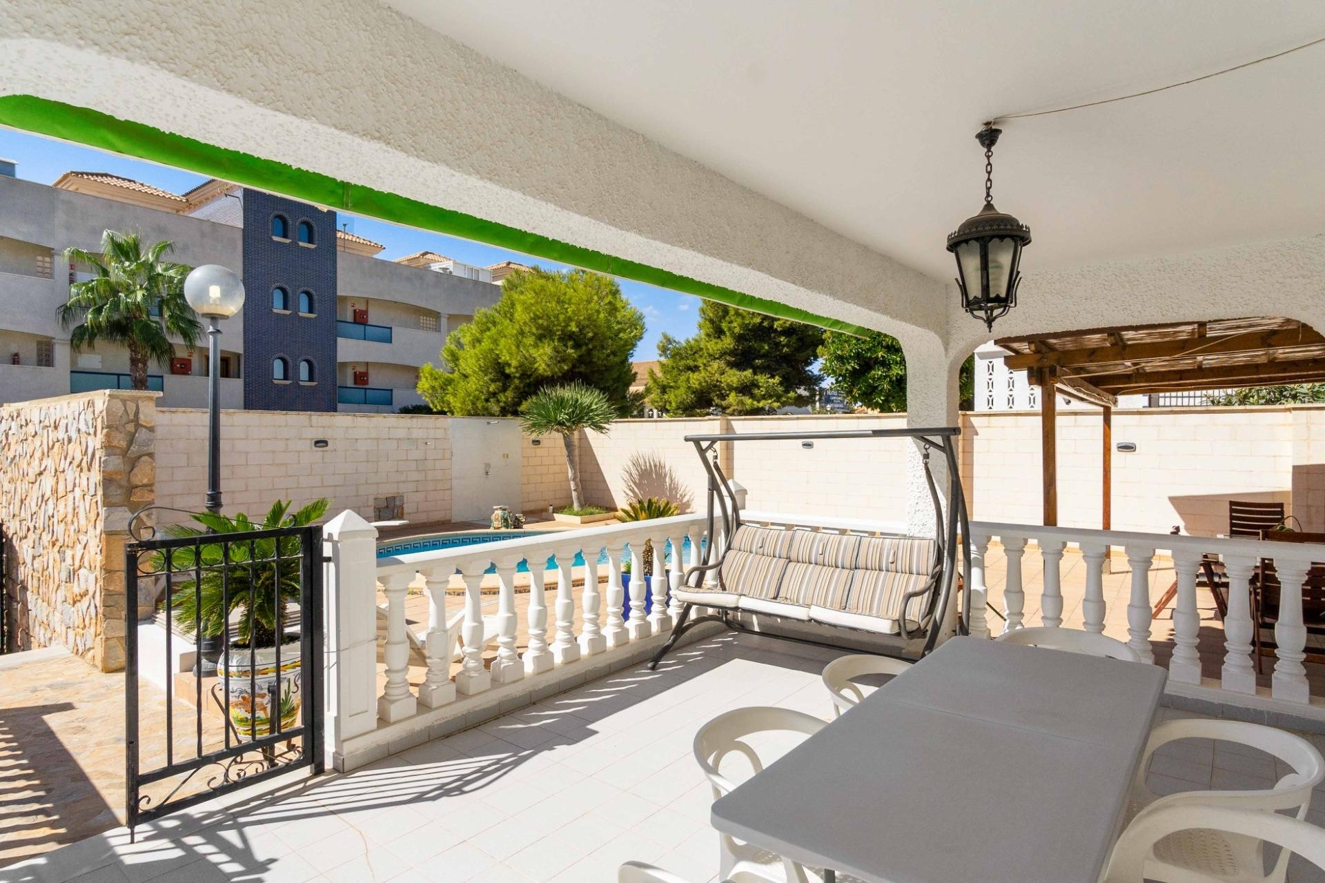 D'occasion - Chalet -
Orihuela Costa - La Zenia