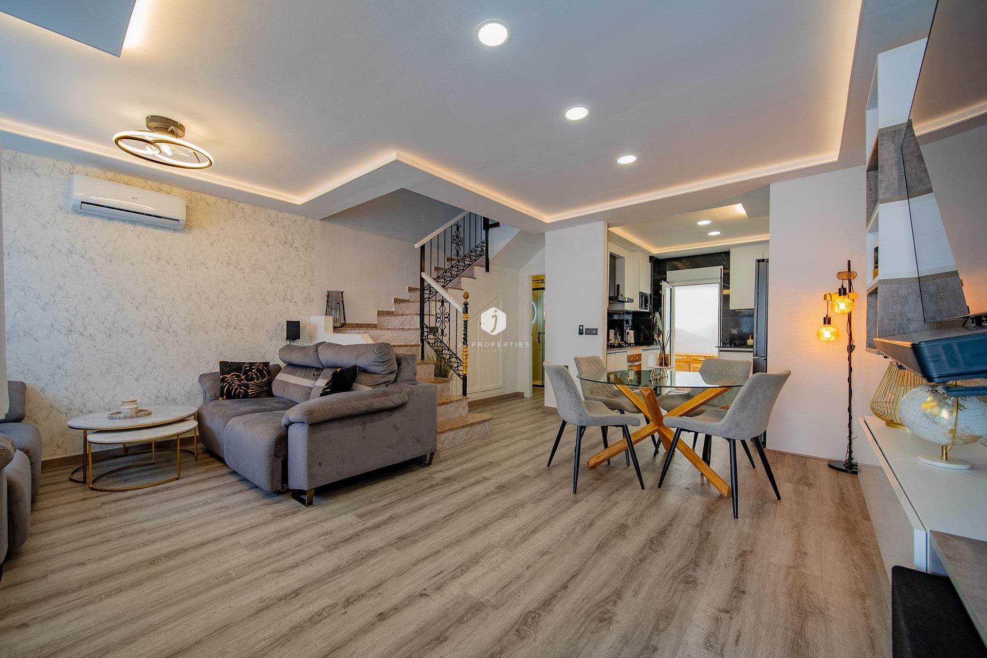 D'occasion - Chalet -
Orihuela Costa - PAU 26