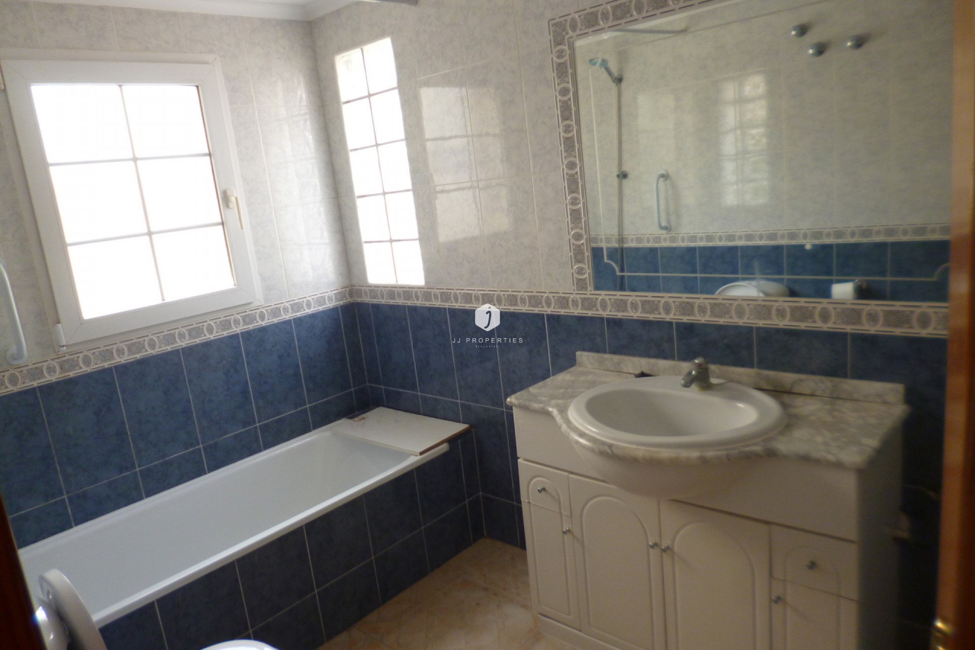 D'occasion - Chalet -
Playa Flamenca - Costa Blanca