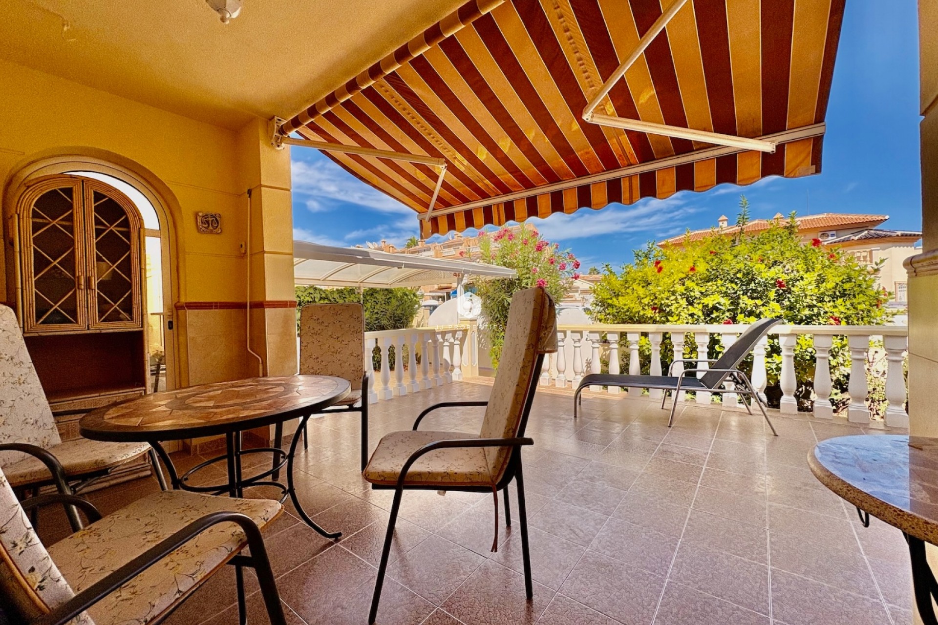 D'occasion - Chalet -
Rojales - Inland