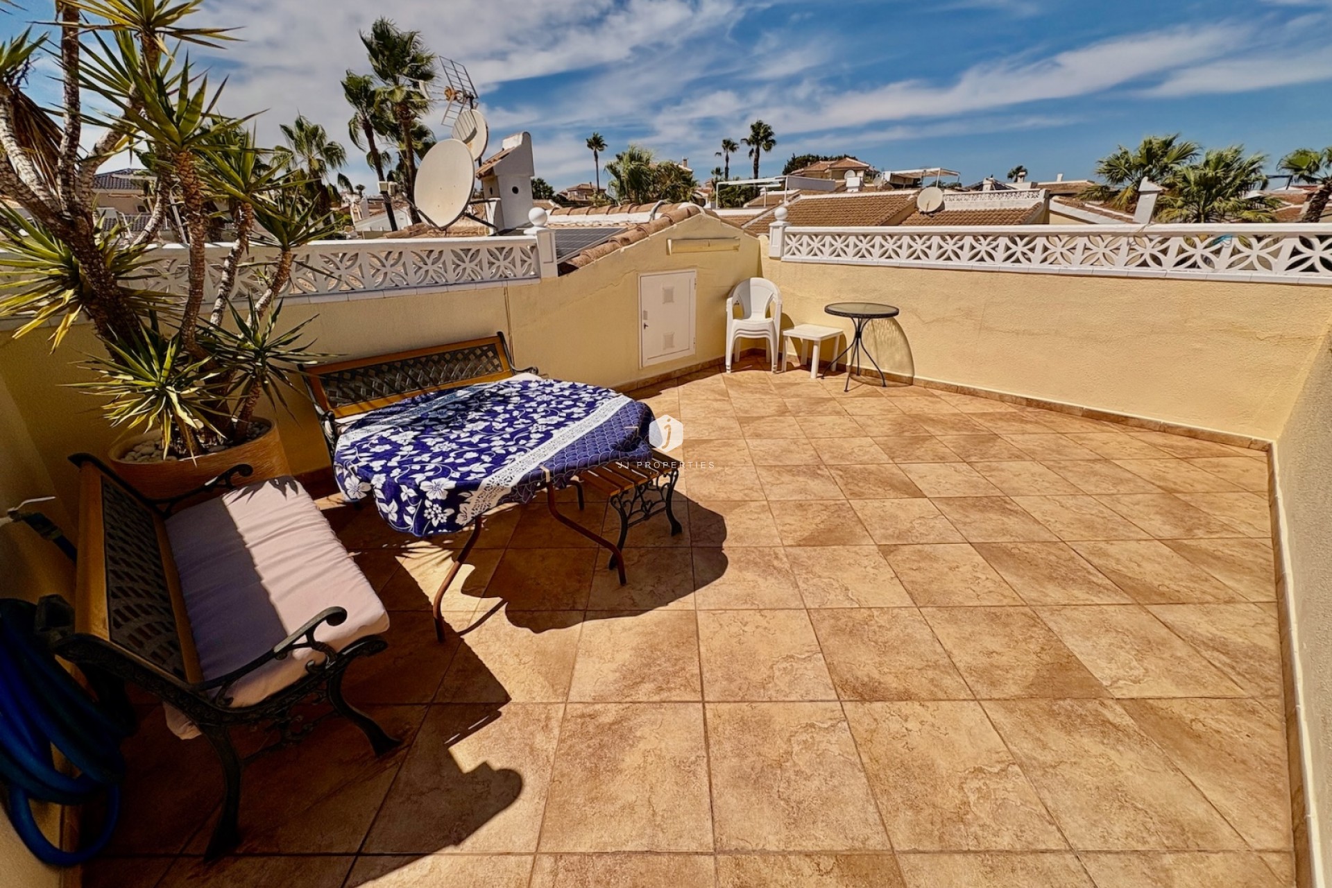 D'occasion - Chalet -
Rojales - Inland