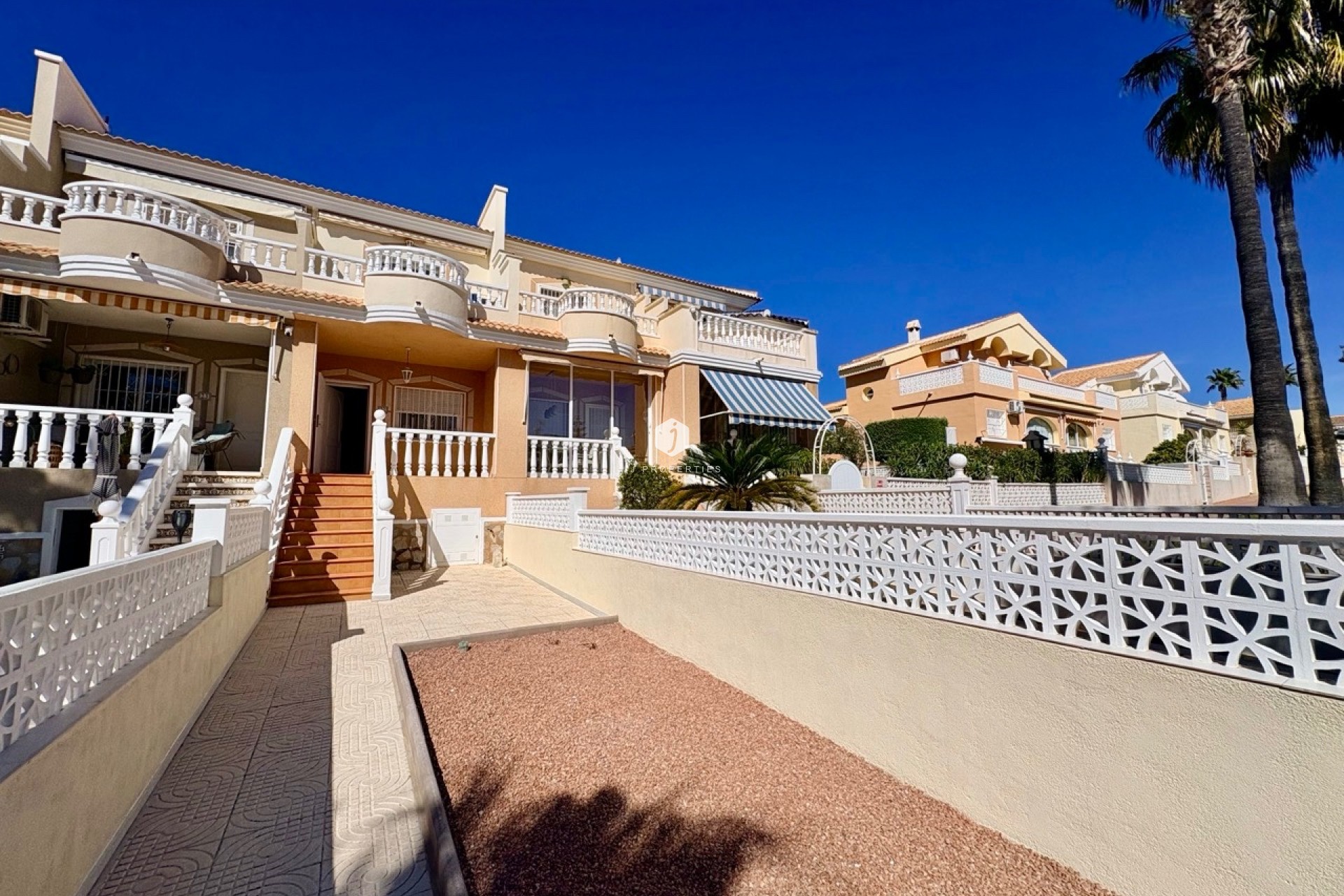 D'occasion - Chalet -
Rojales - Inland