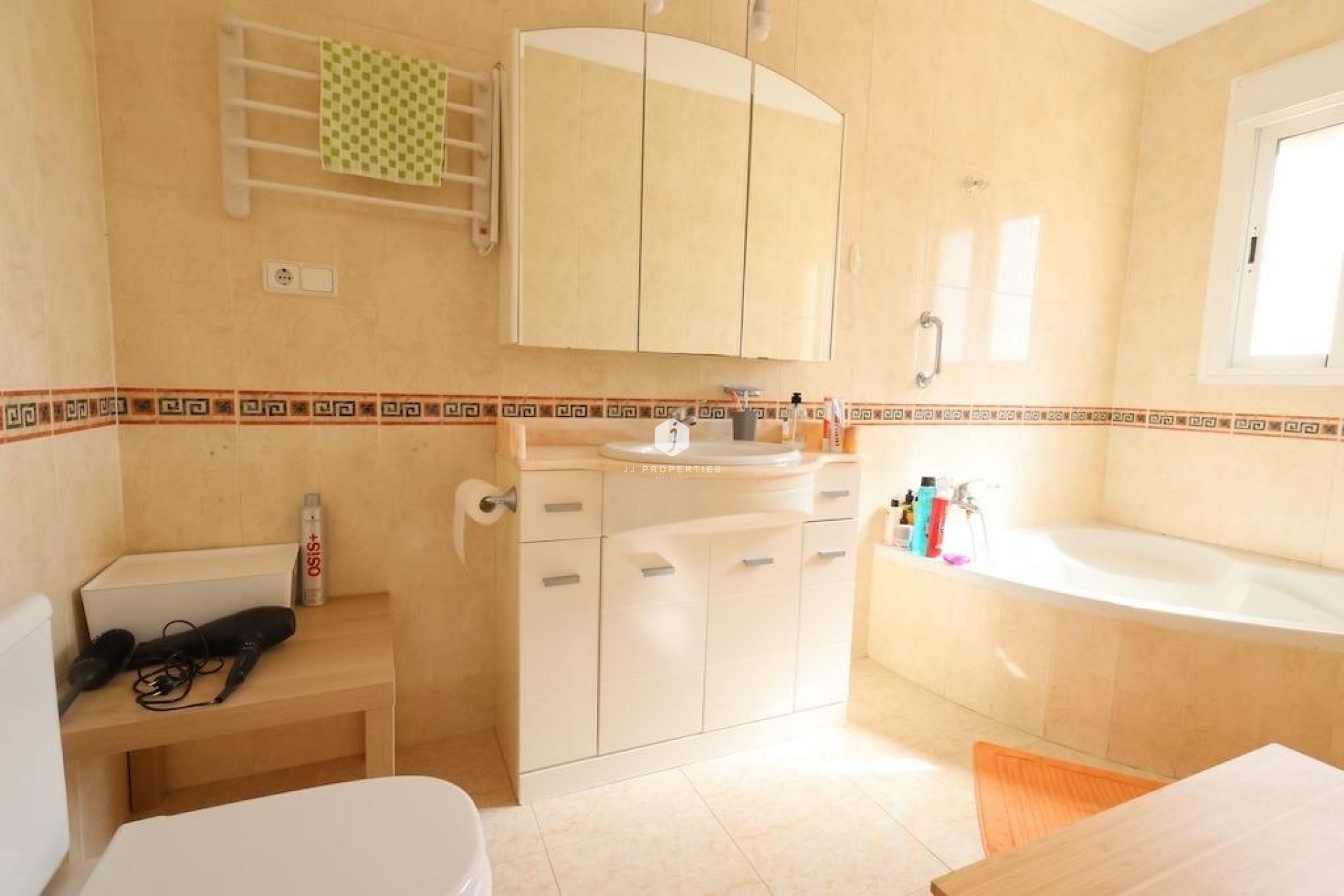 D'occasion - Chalet -
Rojales - Inland