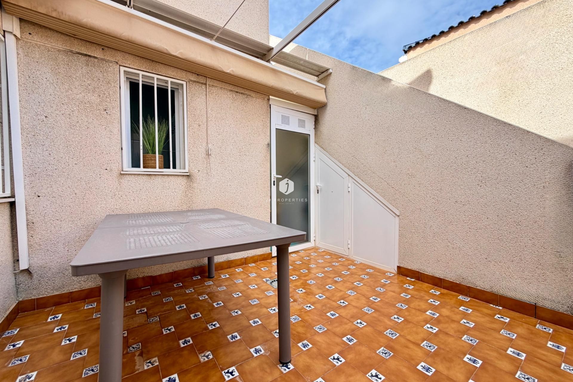 D'occasion - Chalet -
Rojales - Pueblo