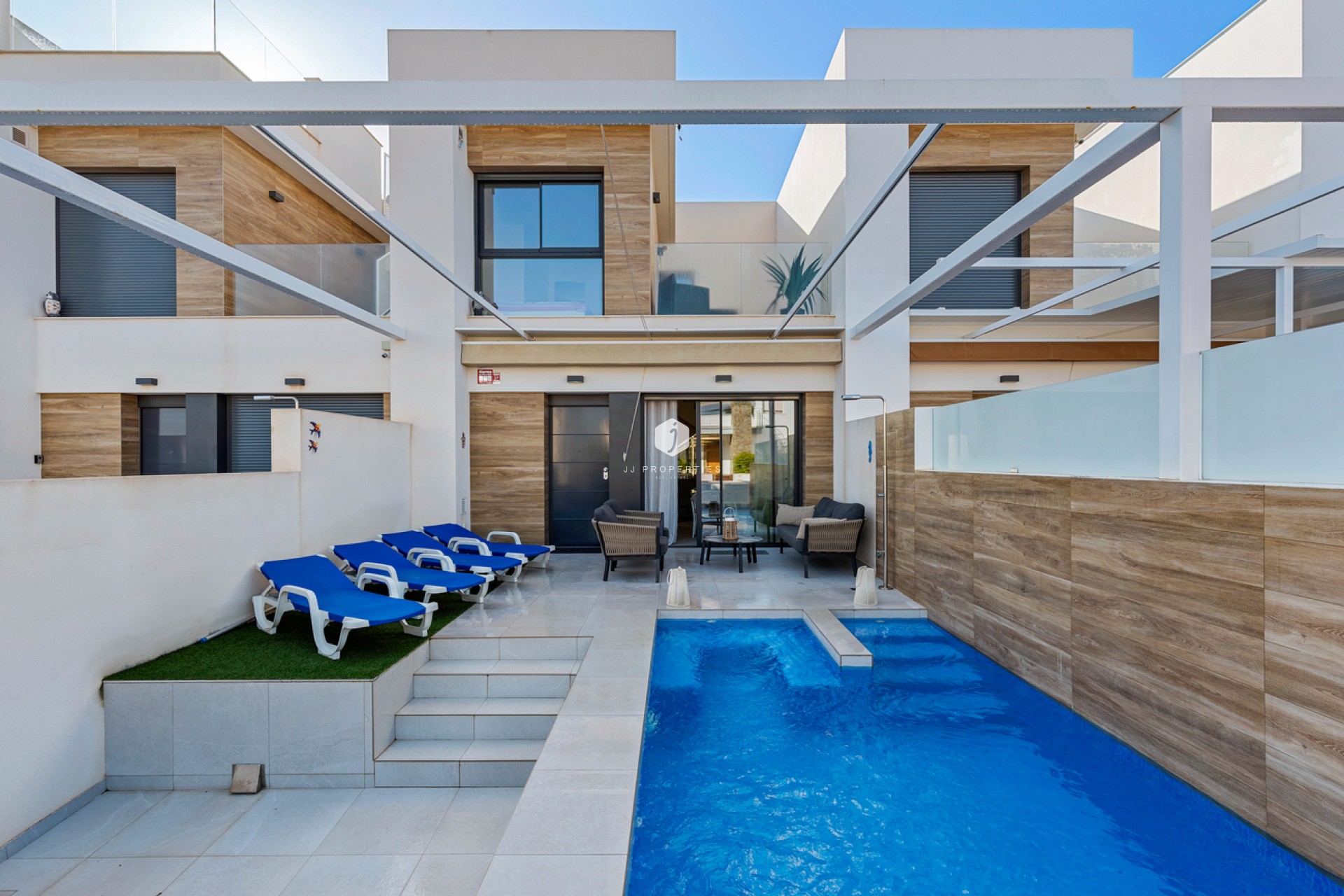D'occasion - Chalet -
Rojales - Town
